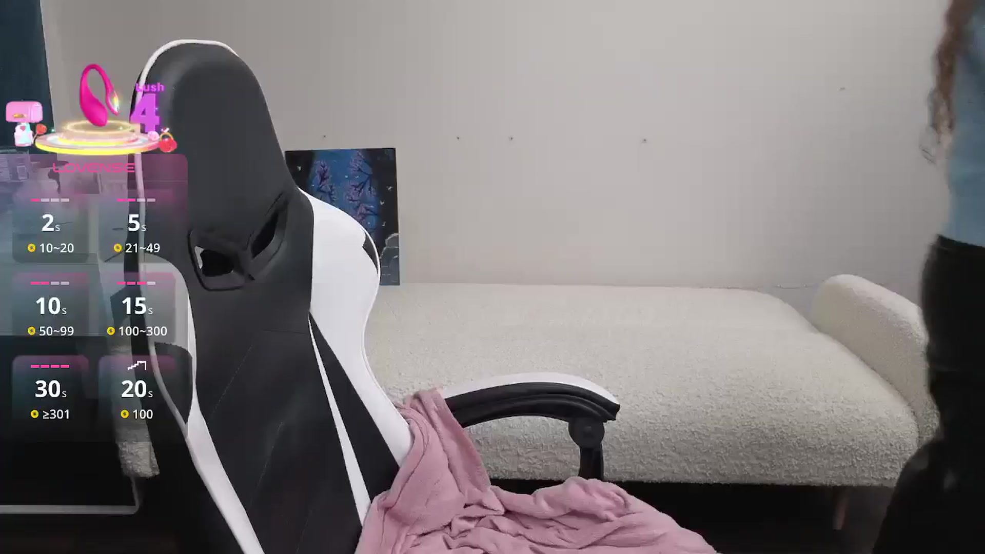 Gallery image thumbnail from BlueFlowerr's myfreecams stream on, 03/20/2026, 20:32 image 8 of 20