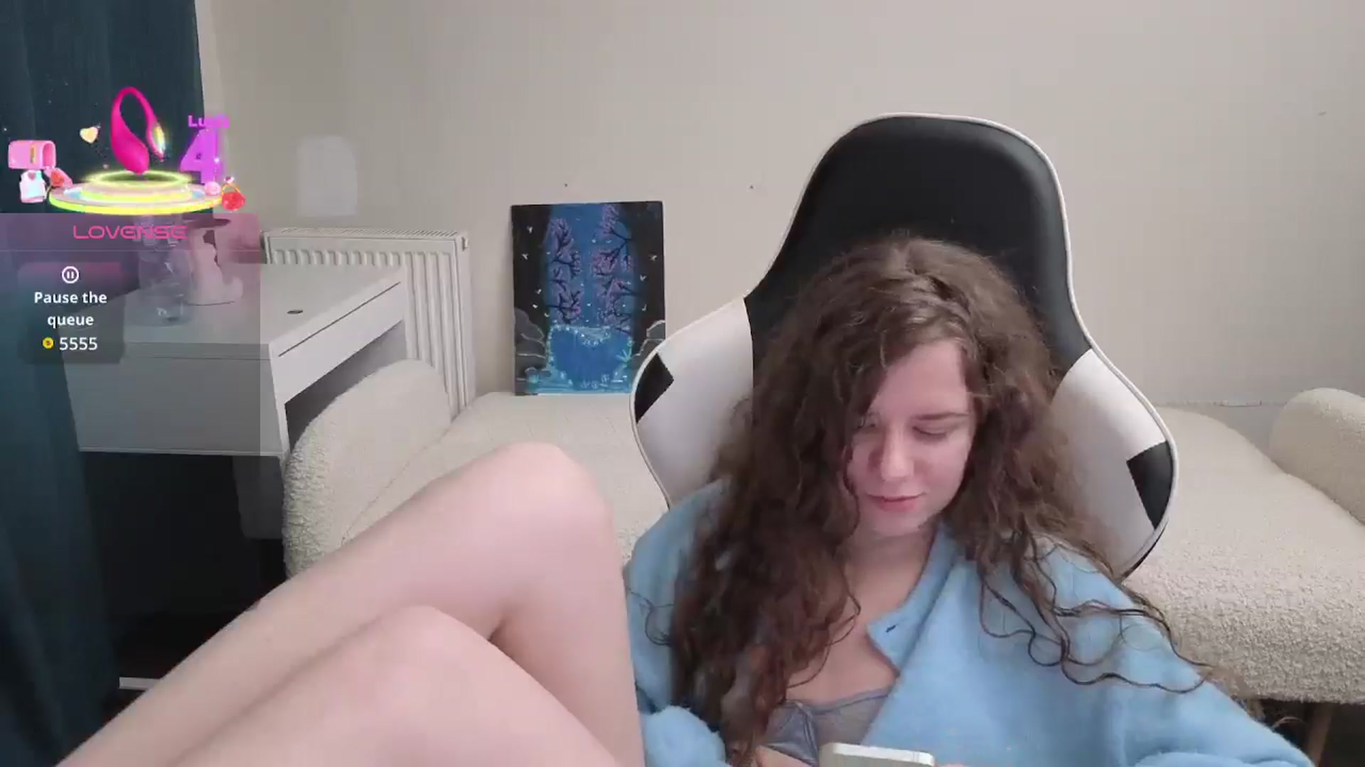 Gallery image thumbnail from BlueFlowerr's myfreecams stream on, 03/21/2026, 02:15 image 18 of 20