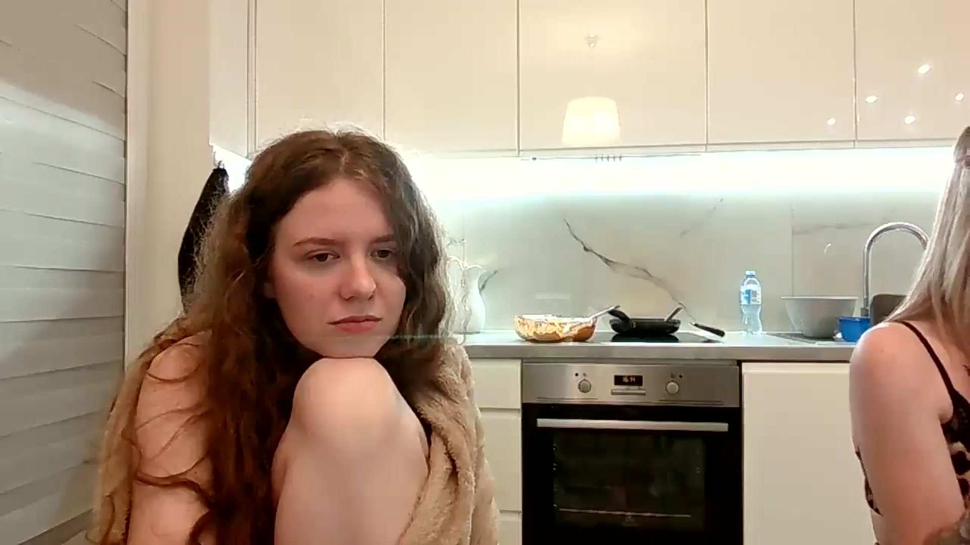 Gallery image thumbnail from BlueFlowerr's myfreecams stream on, 03/22/2026, 24:00 image 19 of 20