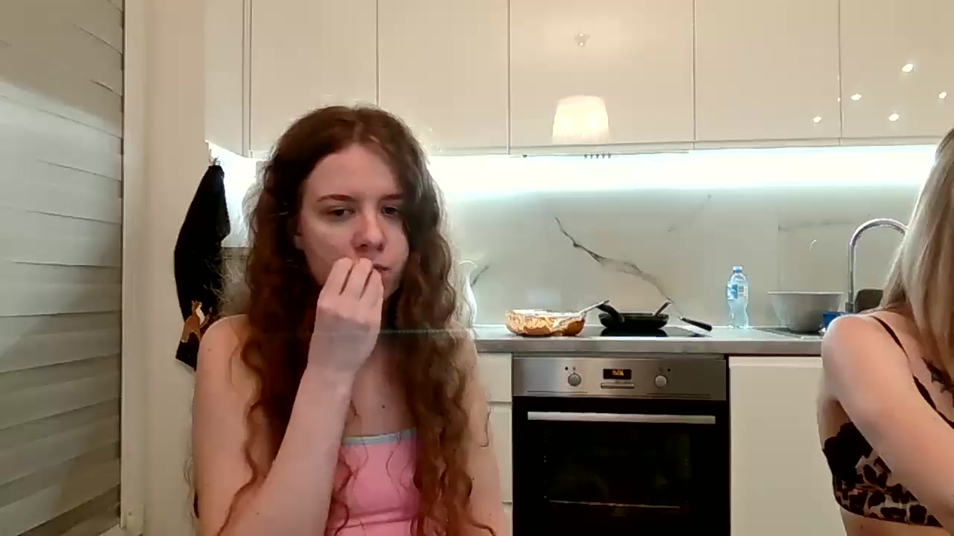 Gallery image thumbnail from BlueFlowerr's myfreecams stream on, 03/22/2026, 24:00 image 15 of 20