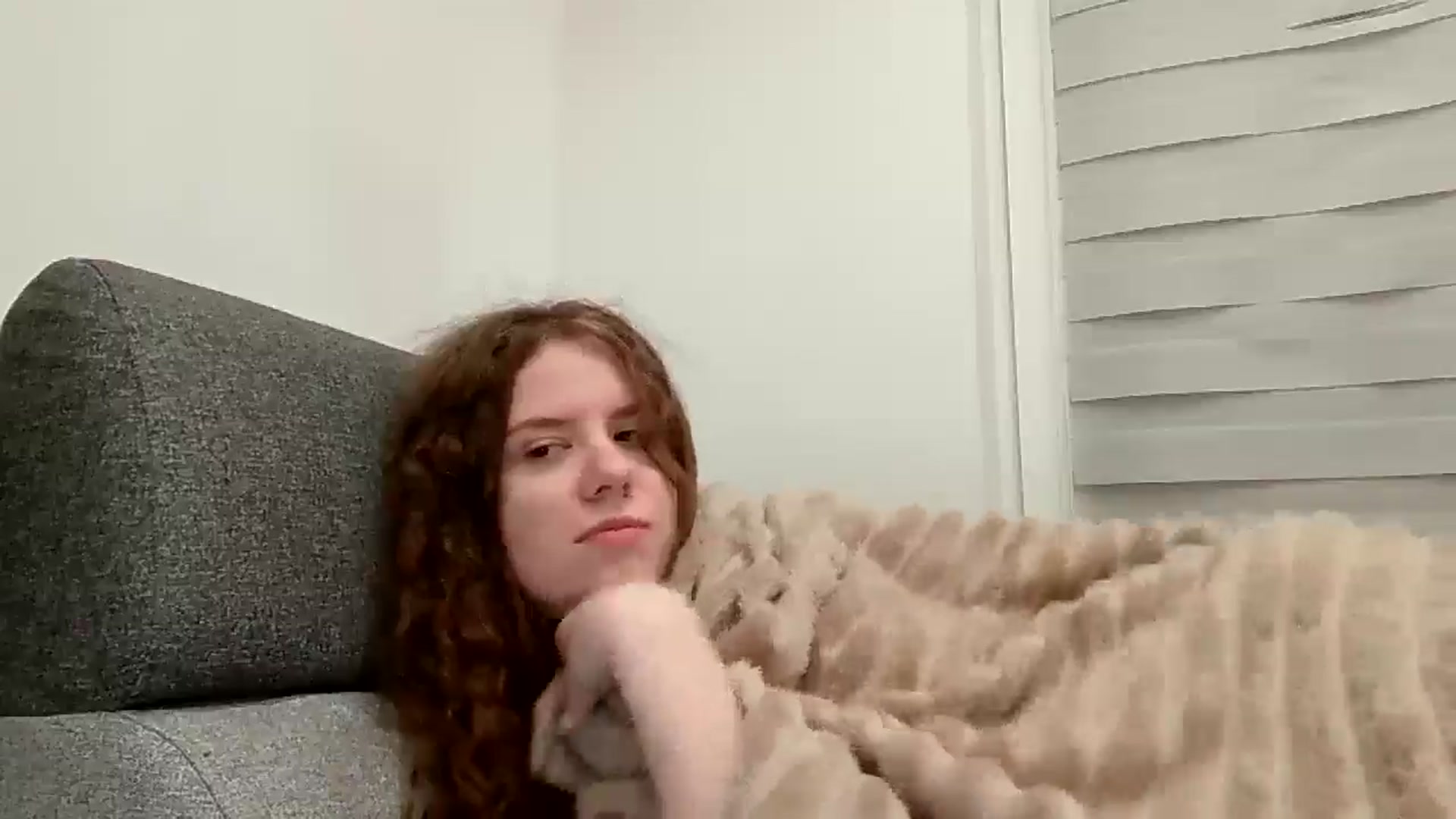 Gallery image thumbnail from BlueFlowerr's myfreecams stream on, 03/22/2026, 24:32 image 16 of 20