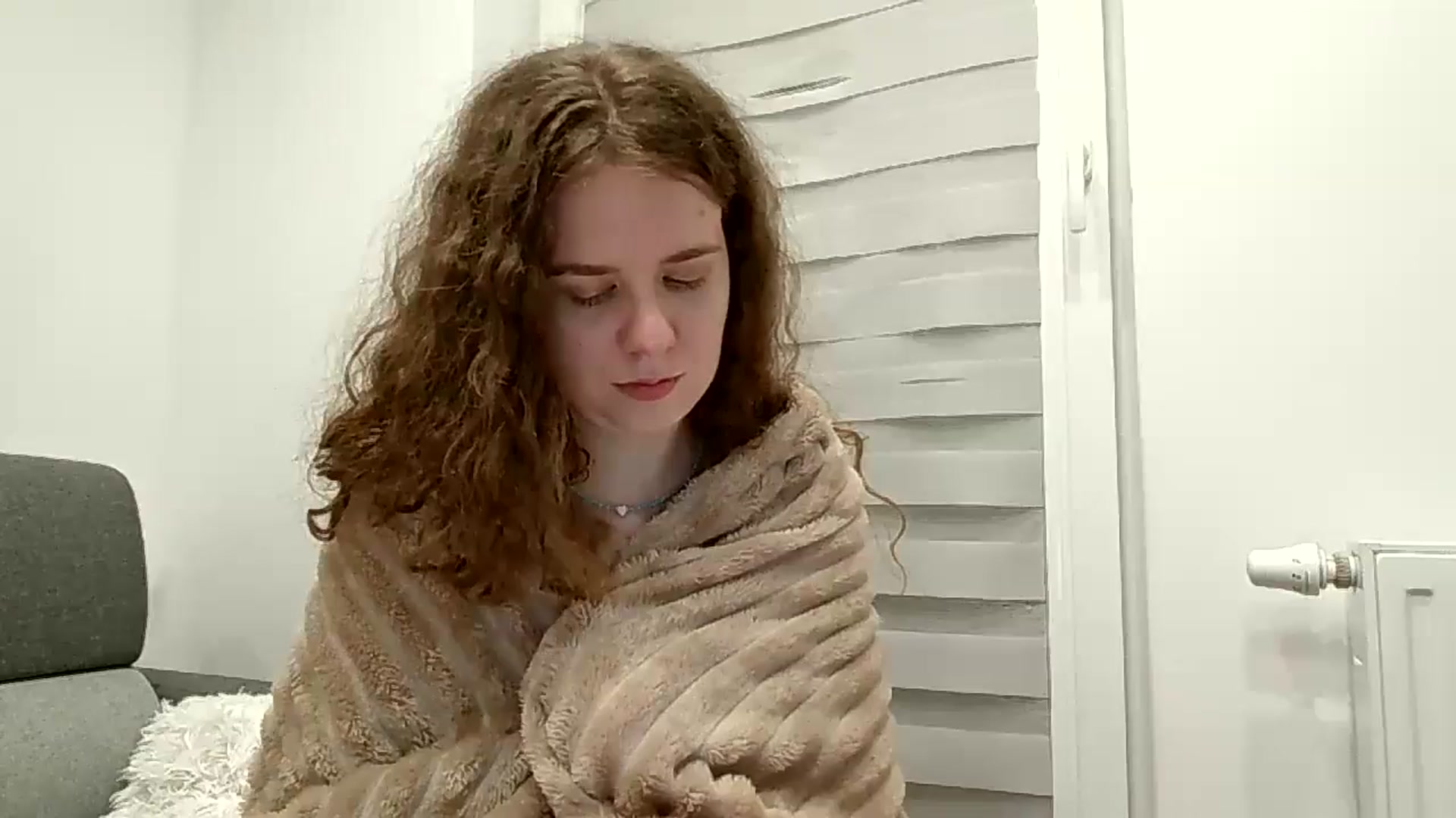 Gallery image thumbnail from BlueFlowerr's myfreecams stream on, 03/22/2026, 04:07 image 10 of 20