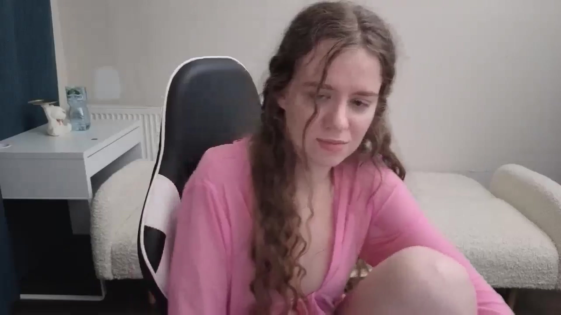 Gallery image thumbnail from BlueFlowerr's myfreecams stream on, 03/22/2026, 18:40 image 13 of 20