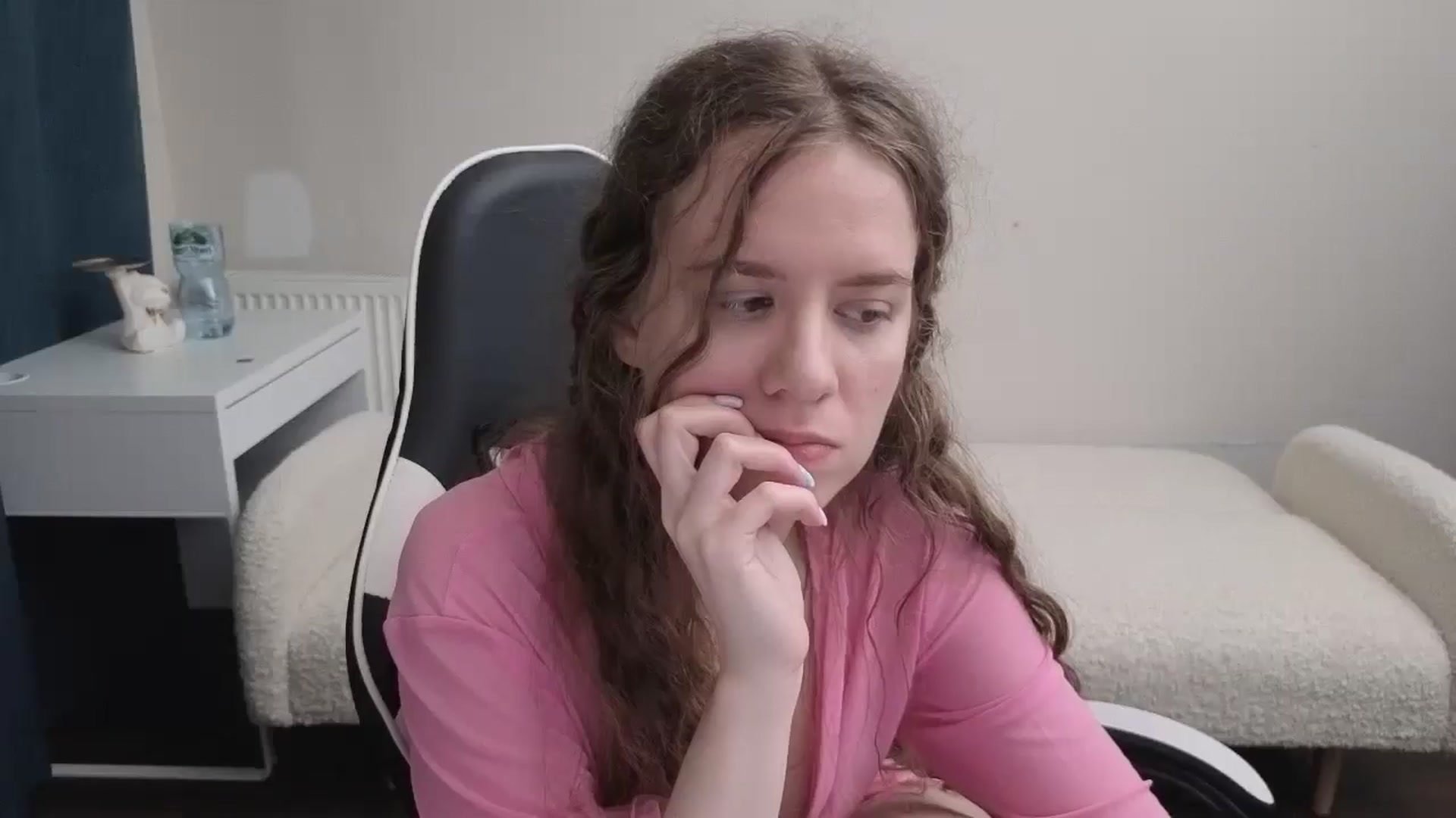Gallery image thumbnail from BlueFlowerr's myfreecams stream on, 03/22/2026, 18:40 image 12 of 20