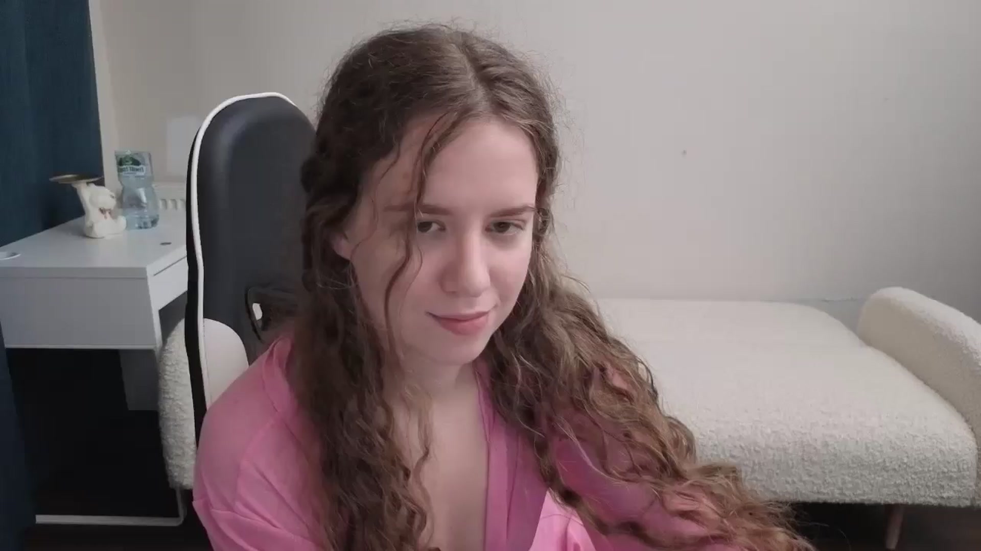 Gallery image thumbnail from BlueFlowerr's myfreecams stream on, 03/22/2026, 20:53 image 1 of 20
