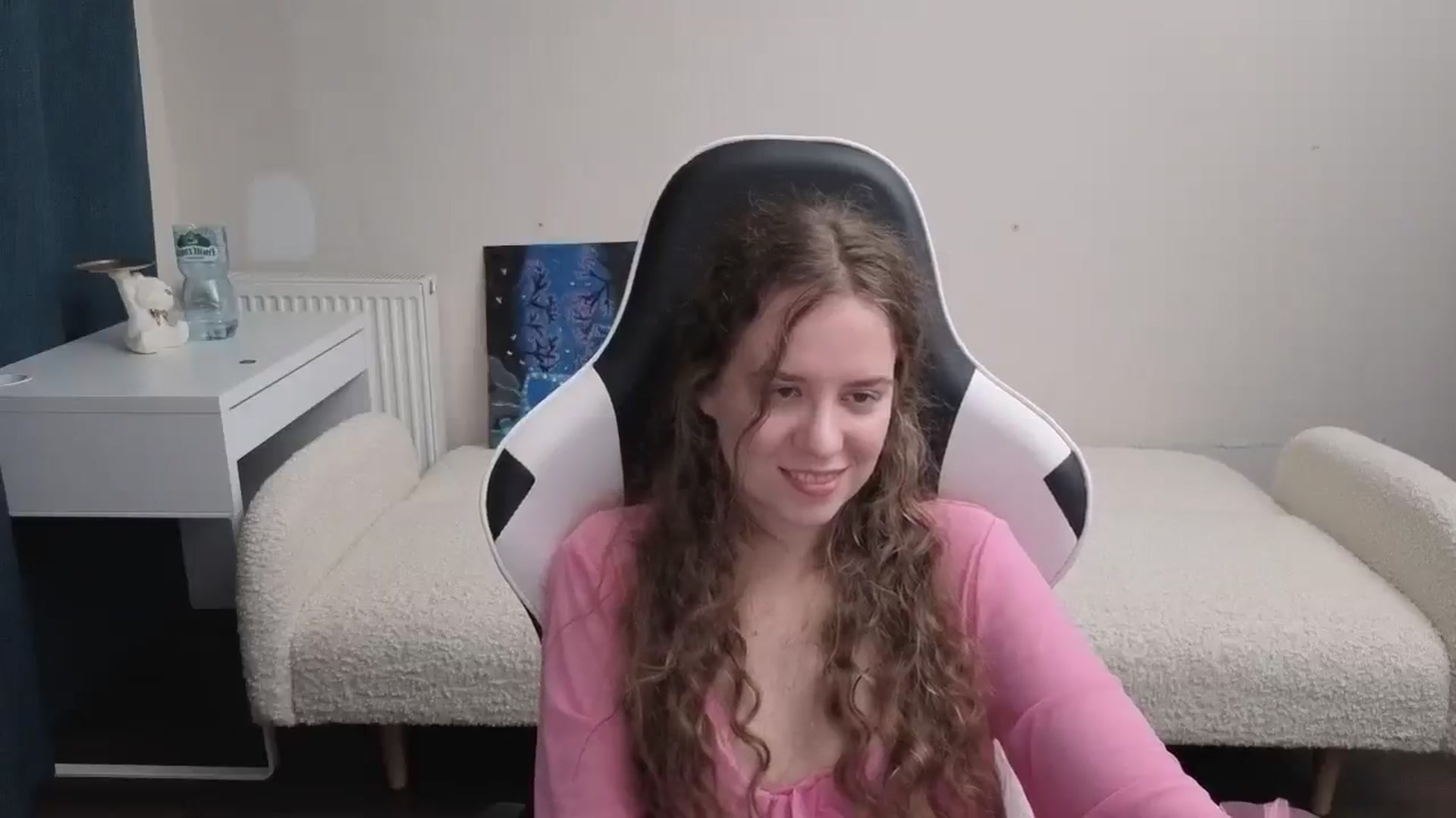 Gallery image thumbnail from BlueFlowerr's myfreecams stream on, 03/22/2026, 20:53 image 7 of 20