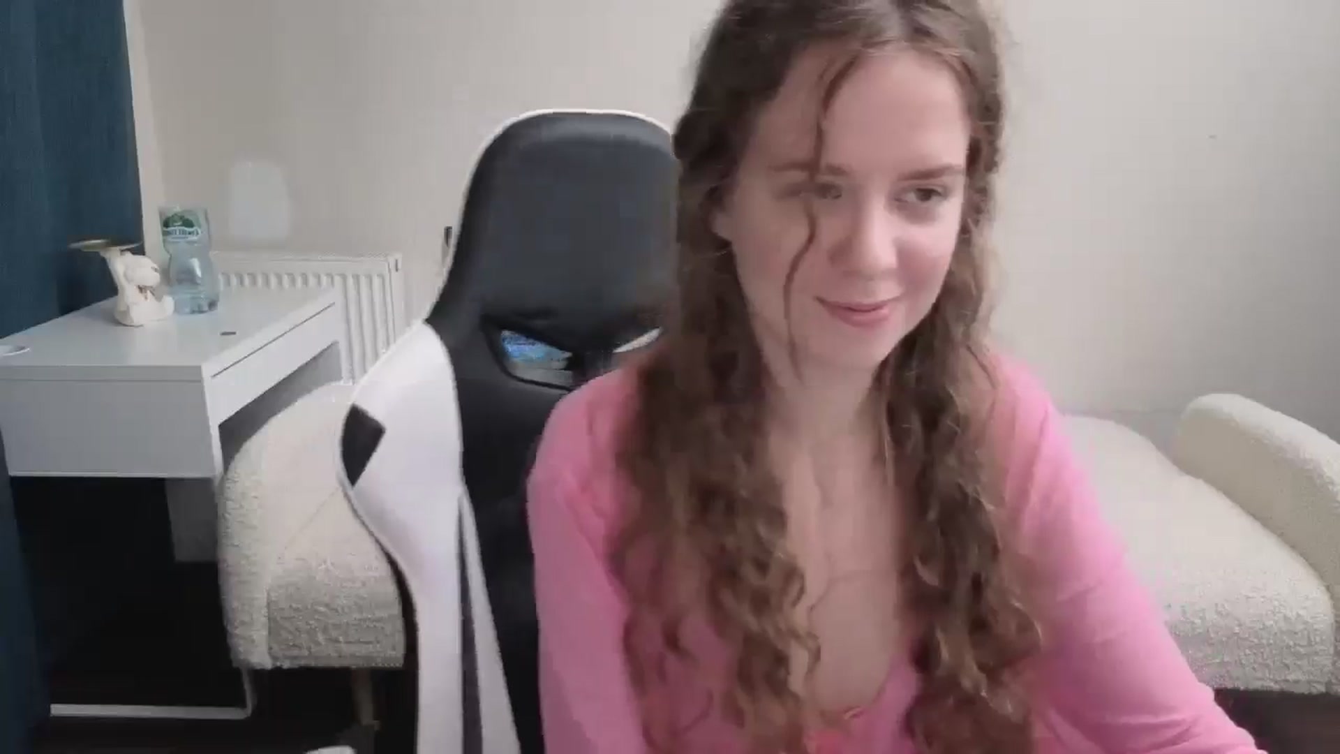 Gallery image thumbnail from BlueFlowerr's myfreecams stream on, 03/22/2026, 20:53 image 5 of 20