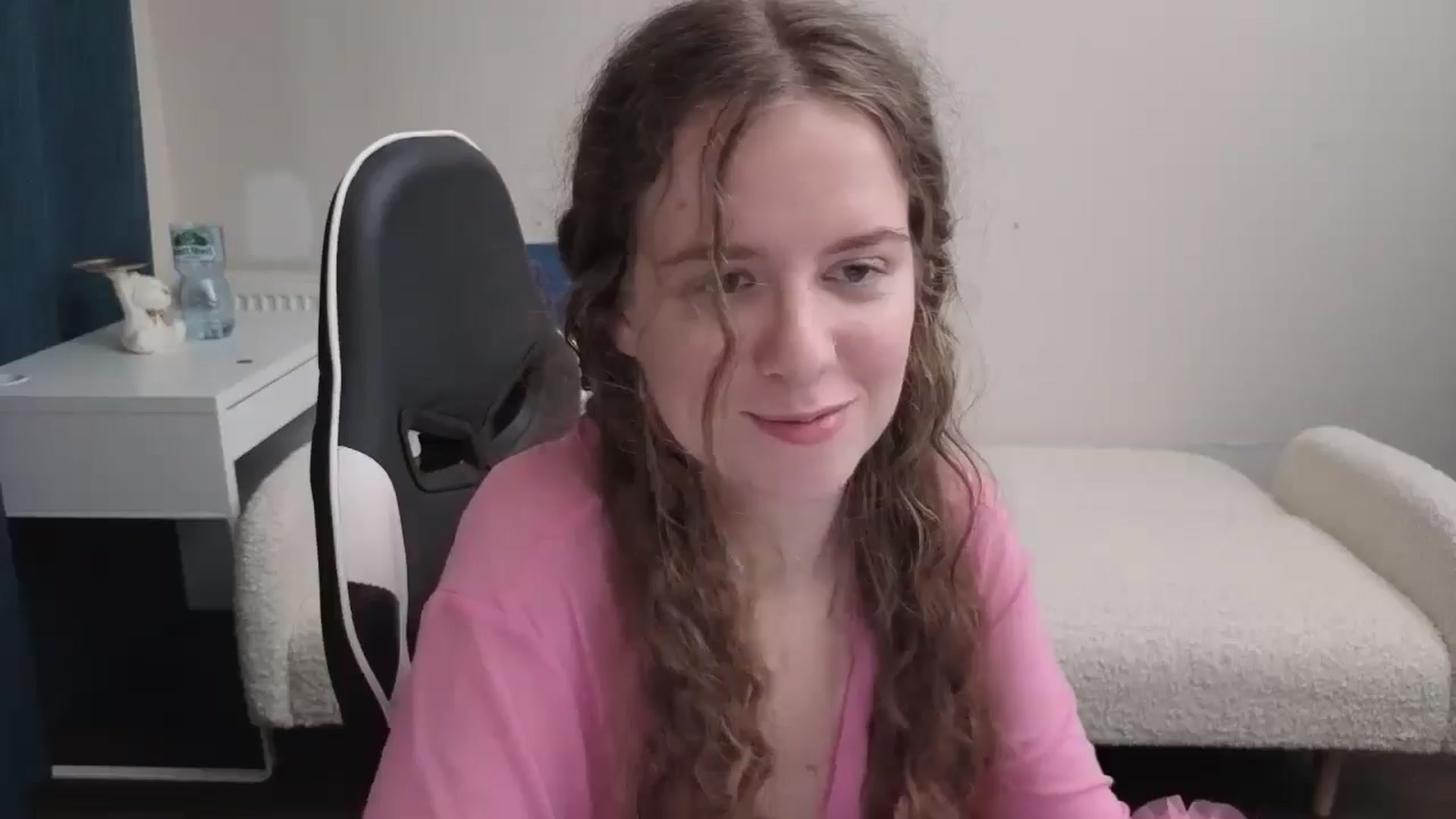 Gallery image thumbnail from BlueFlowerr's myfreecams stream on, 03/22/2026, 20:53 image 2 of 20