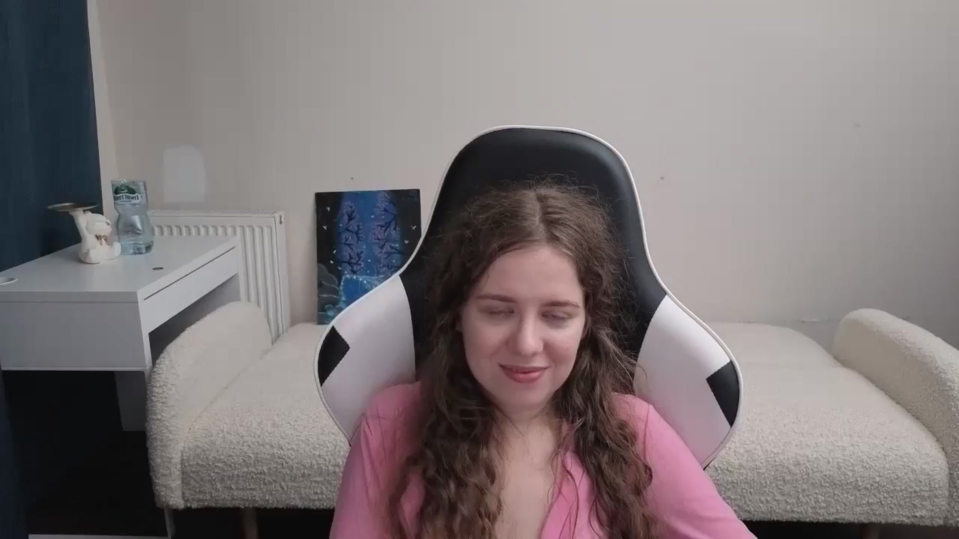 Gallery image thumbnail from BlueFlowerr's myfreecams stream on, 03/22/2026, 23:52 image 1 of 20
