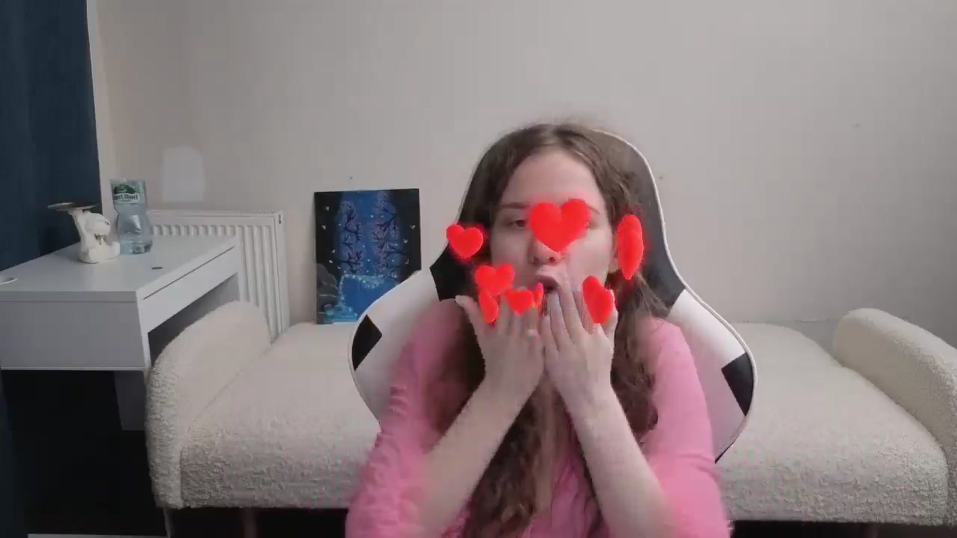 Gallery image thumbnail from BlueFlowerr's myfreecams stream on, 03/22/2026, 23:52 image 3 of 20