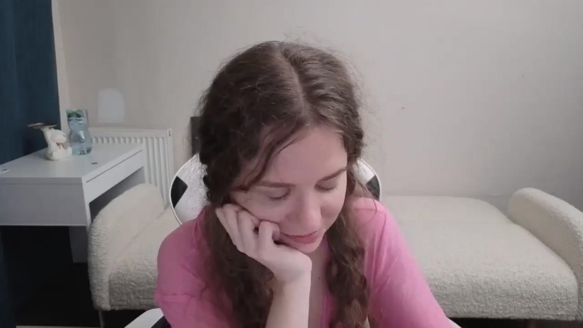 Gallery image thumbnail from BlueFlowerr's myfreecams stream on, 03/22/2026, 23:52 image 9 of 20