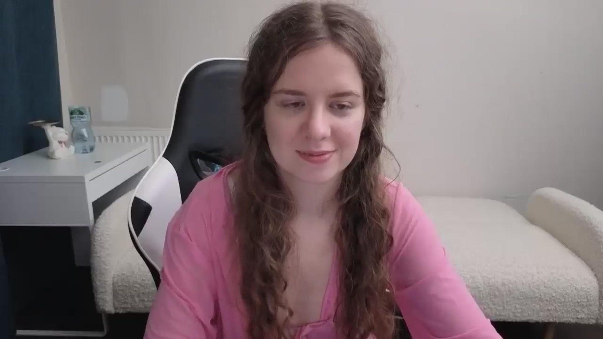 Gallery image thumbnail from BlueFlowerr's myfreecams stream on, 03/22/2026, 23:52 image 20 of 20