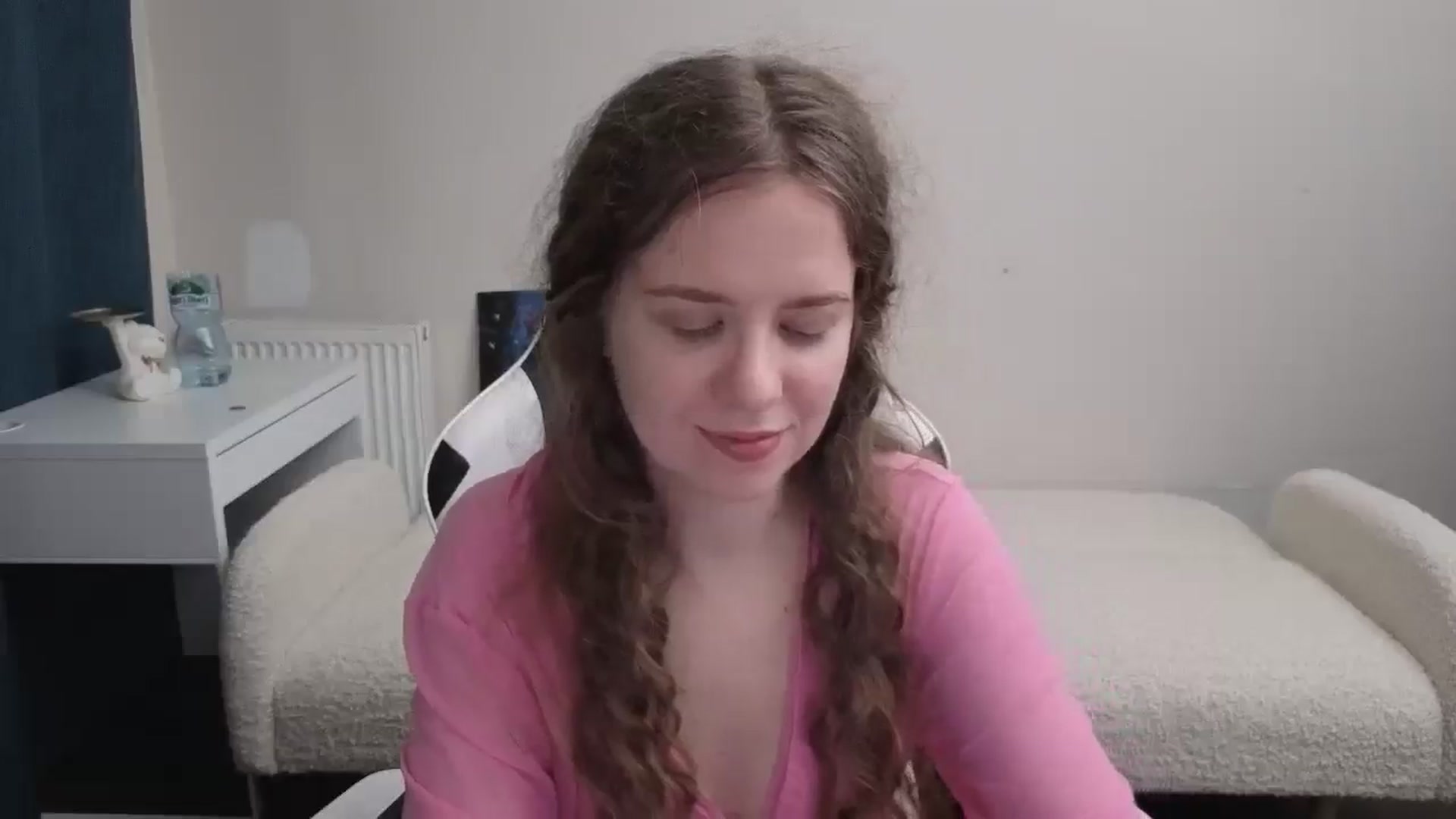 Gallery image thumbnail from BlueFlowerr's myfreecams stream on, 03/22/2026, 23:52 image 10 of 20