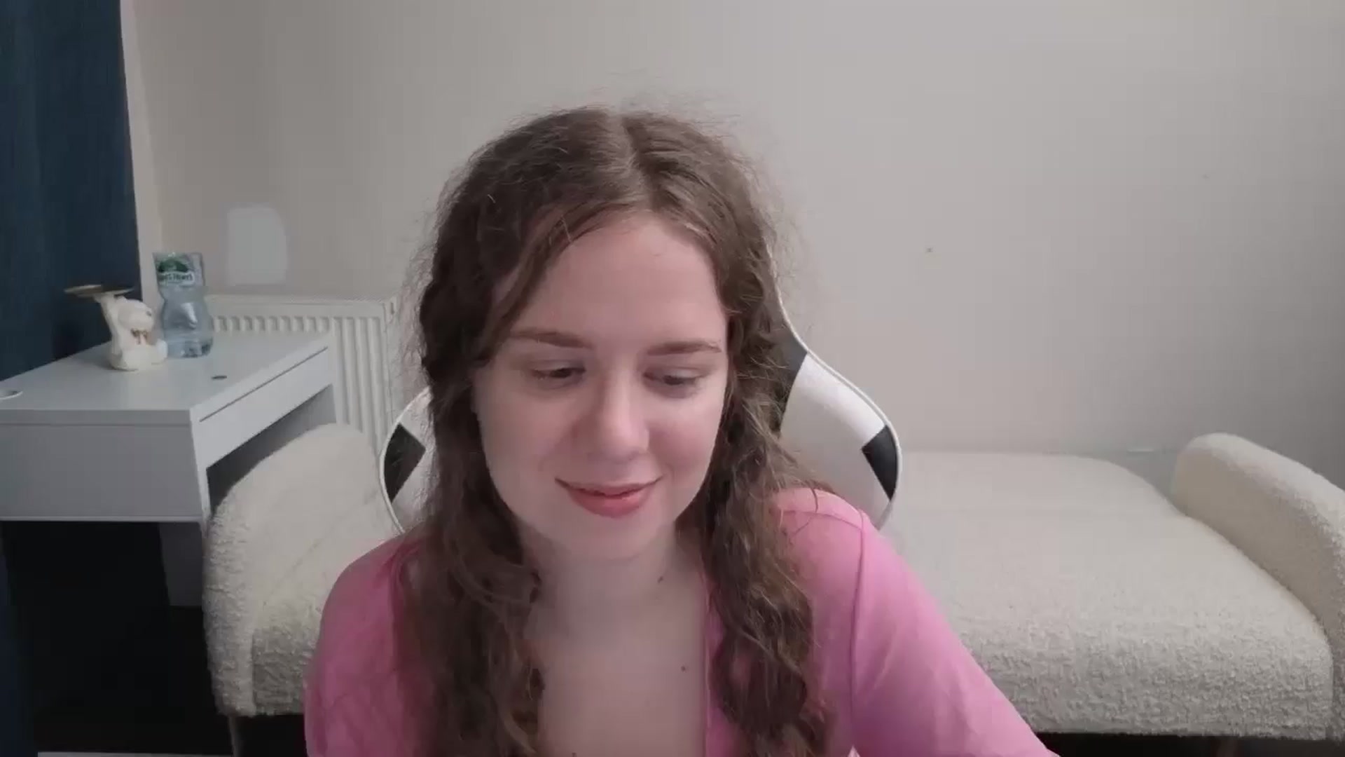 Gallery image thumbnail from BlueFlowerr's myfreecams stream on, 03/22/2026, 23:52 image 6 of 20