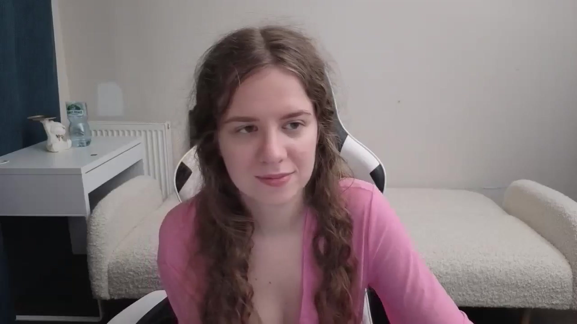 Gallery image thumbnail from BlueFlowerr's myfreecams stream on, 03/22/2026, 23:52 image 14 of 20
