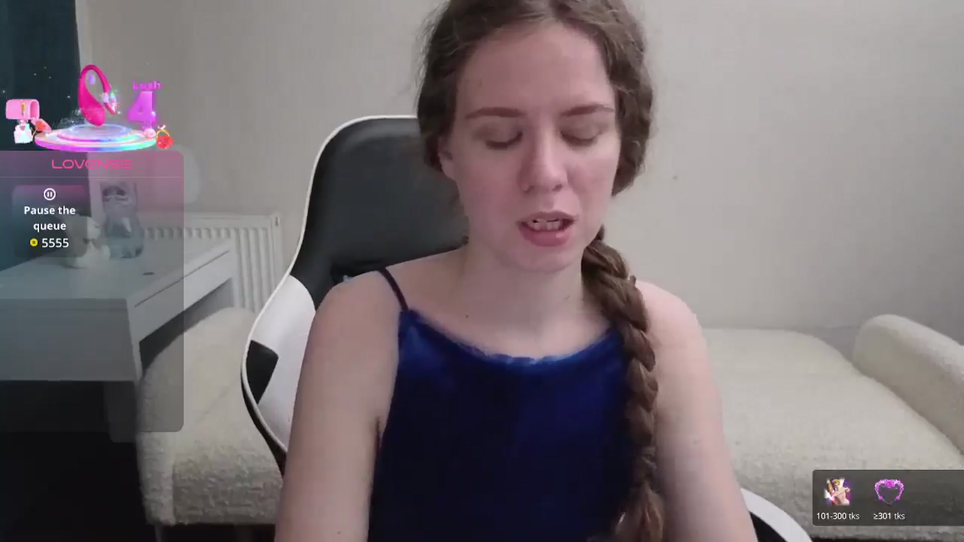 Gallery image thumbnail from BlueFlowerr's myfreecams stream on, 03/23/2026, 19:59 image 5 of 20