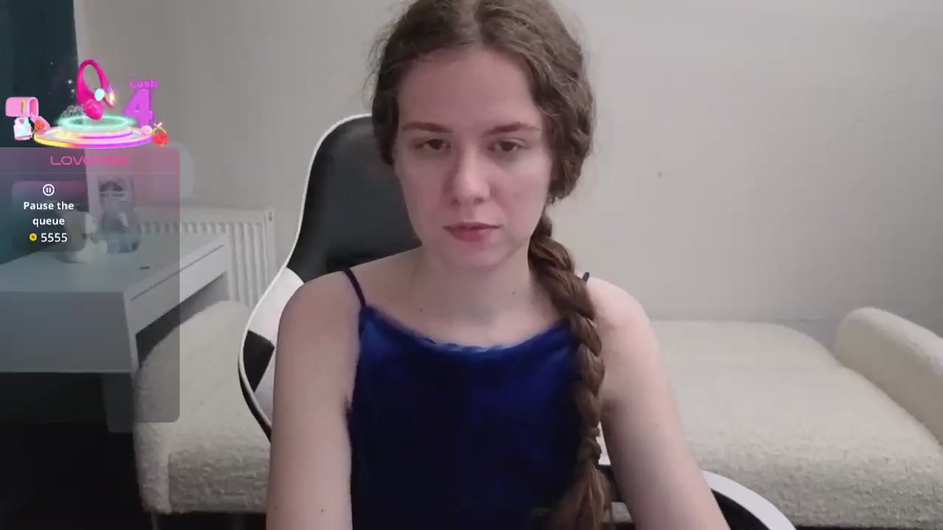 Gallery image thumbnail from BlueFlowerr's myfreecams stream on, 03/23/2026, 19:59 image 4 of 20