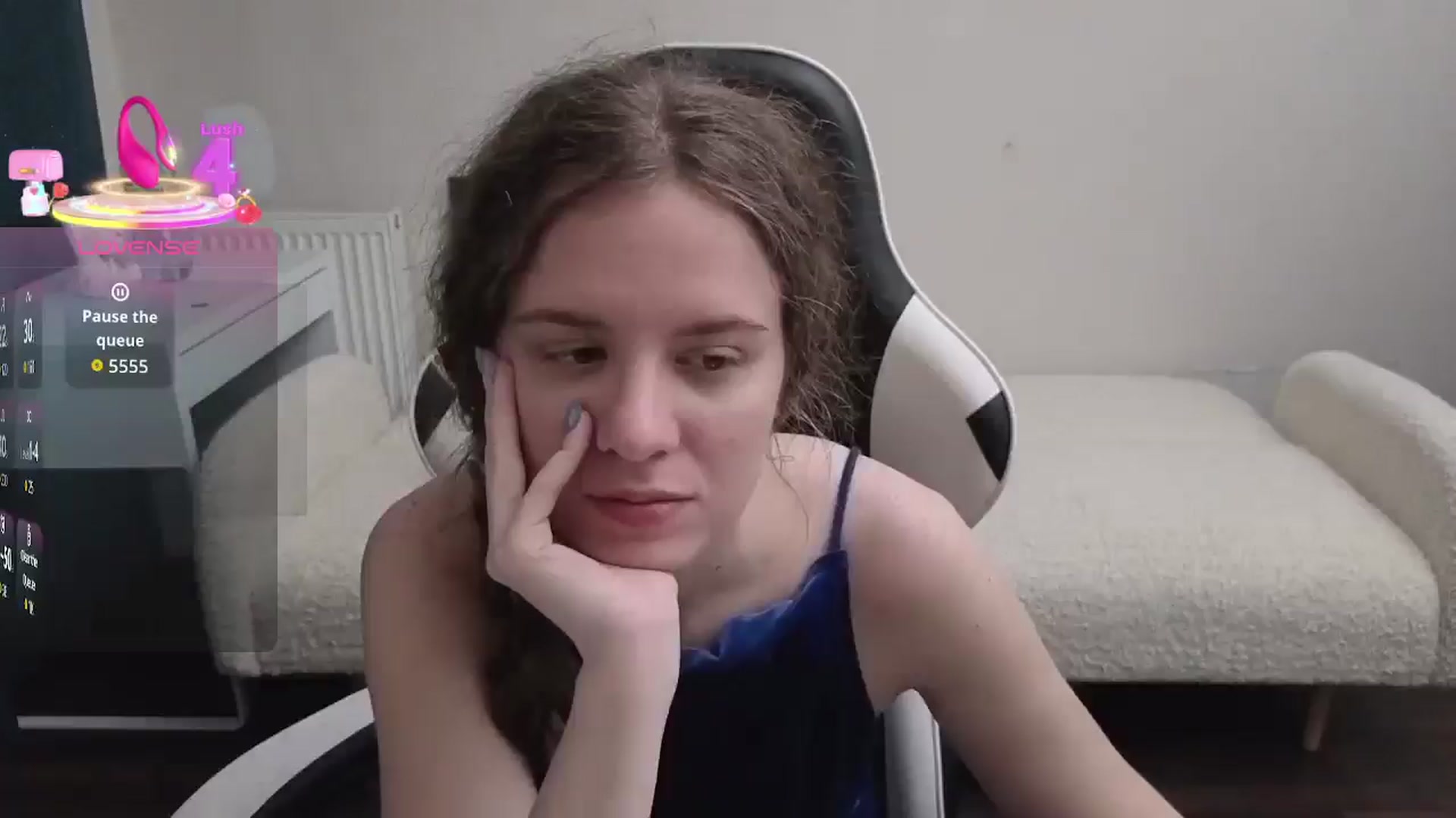 Gallery image thumbnail from BlueFlowerr's myfreecams stream on, 03/23/2026, 23:57 image 1 of 20