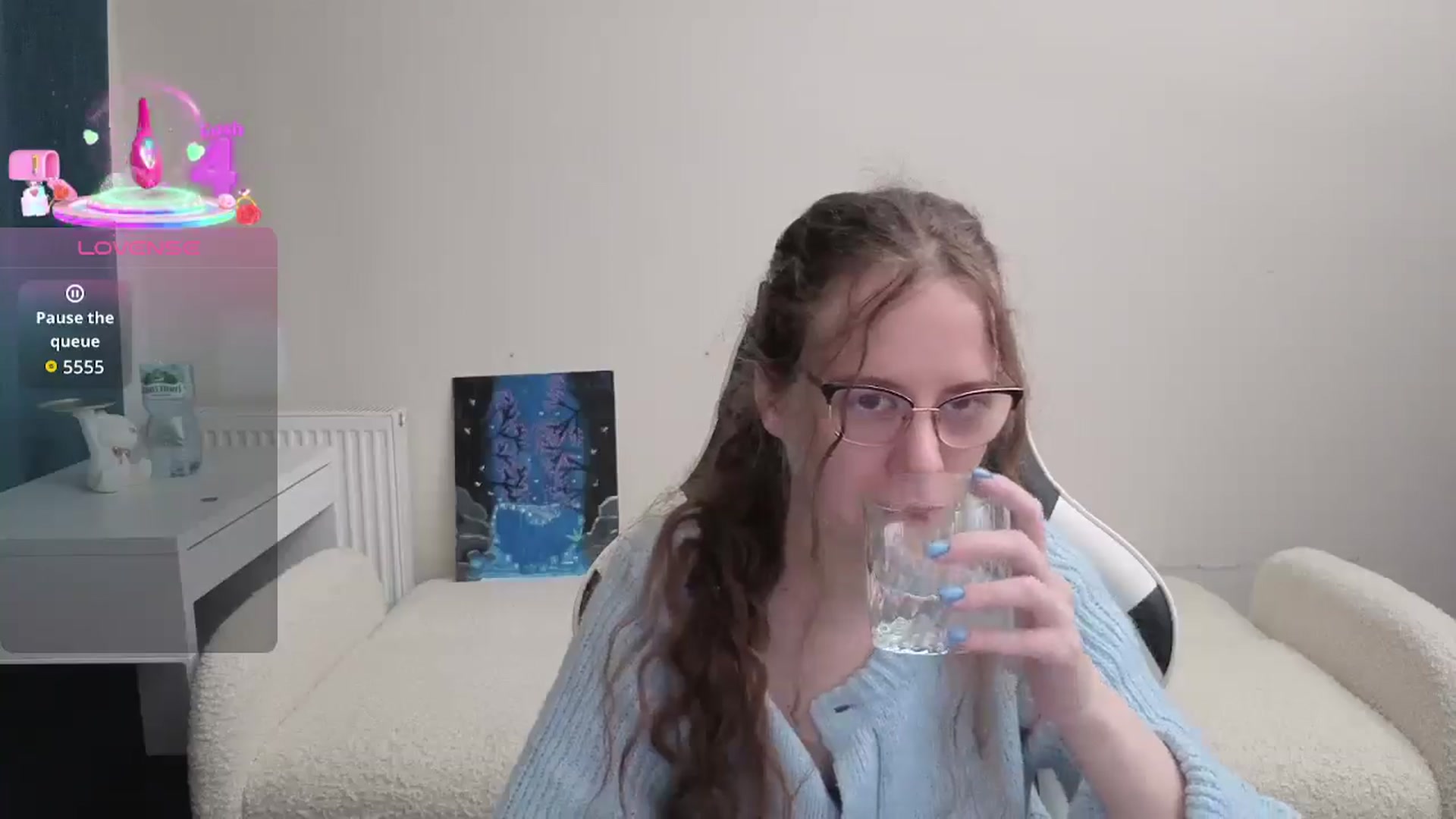 Gallery image thumbnail from BlueFlowerr's myfreecams stream on, 03/24/2026, 22:34 image 3 of 20