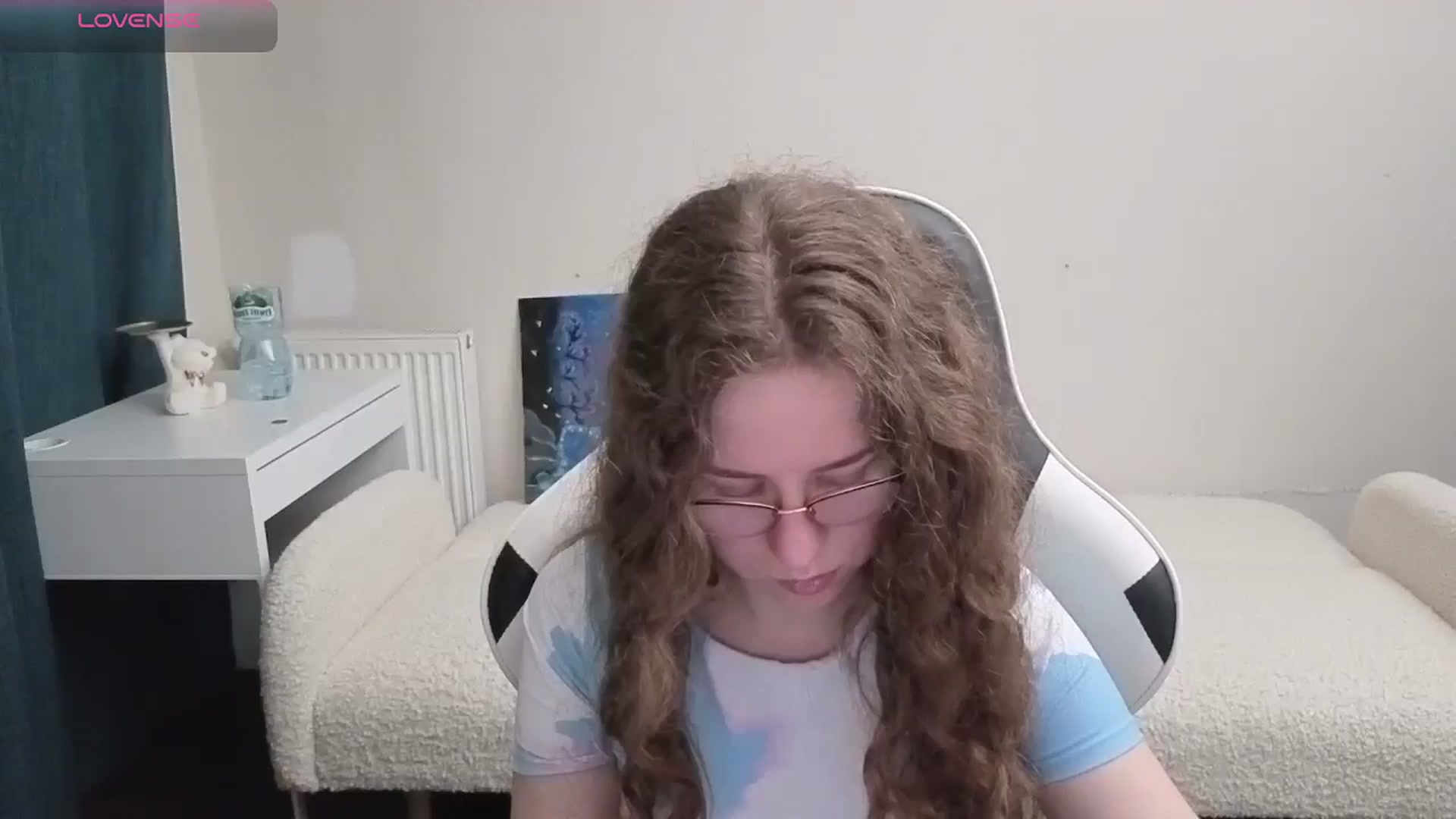 Gallery image thumbnail from BlueFlowerr's myfreecams stream on, 03/26/2026, 19:21 image 1 of 20