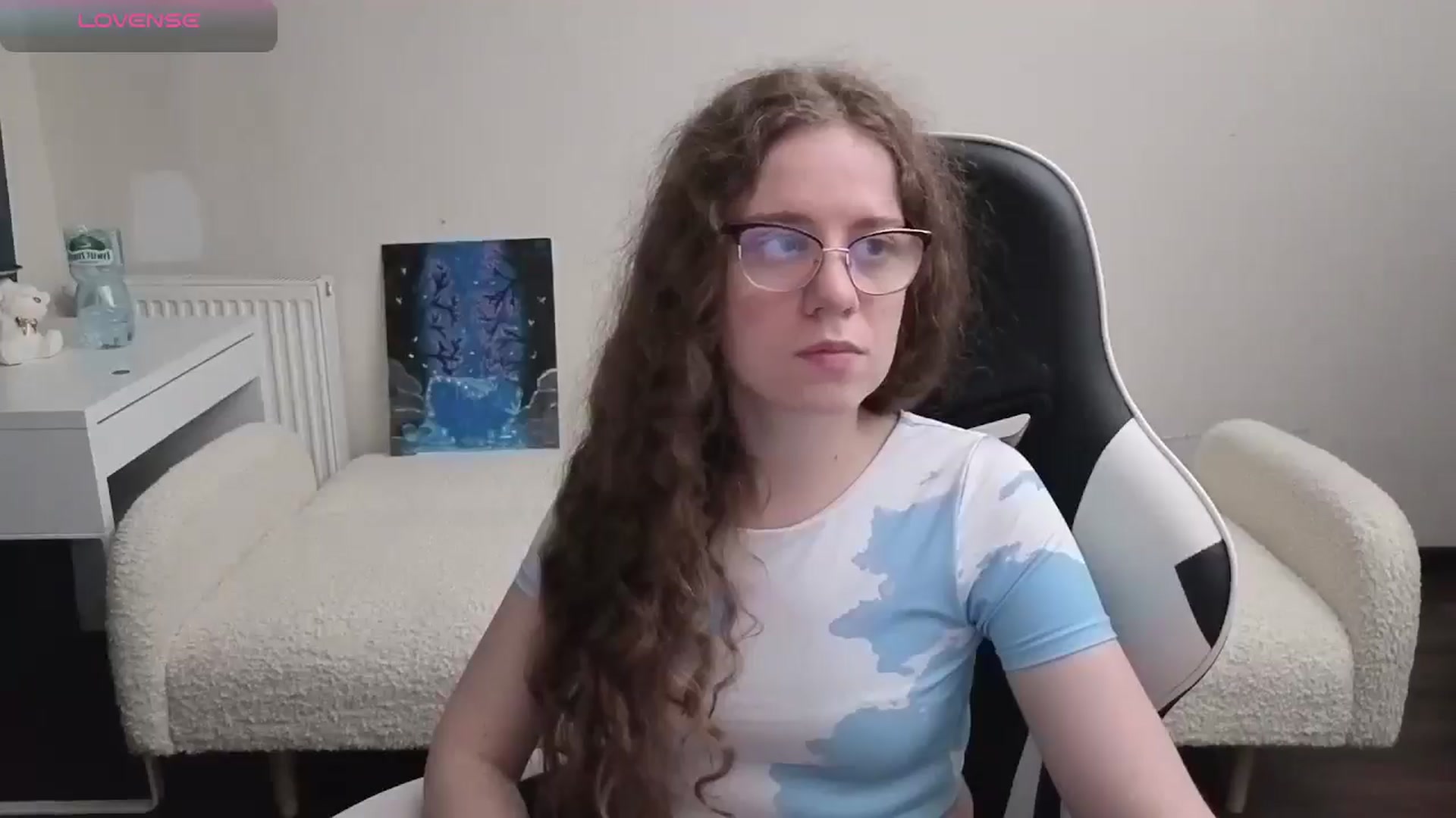 Gallery image thumbnail from BlueFlowerr's myfreecams stream on, 03/26/2026, 22:08 image 10 of 20