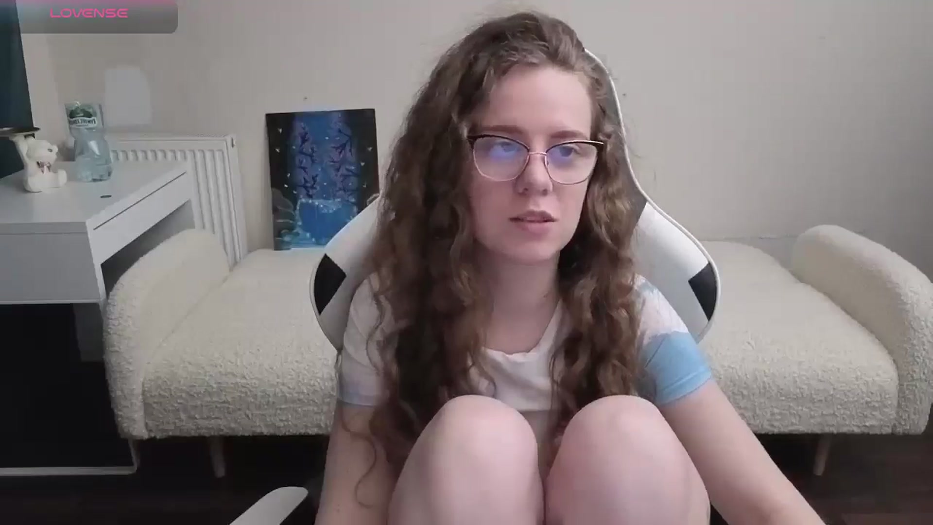 Gallery image thumbnail from BlueFlowerr's myfreecams stream on, 03/27/2026, 03:27 image 4 of 20