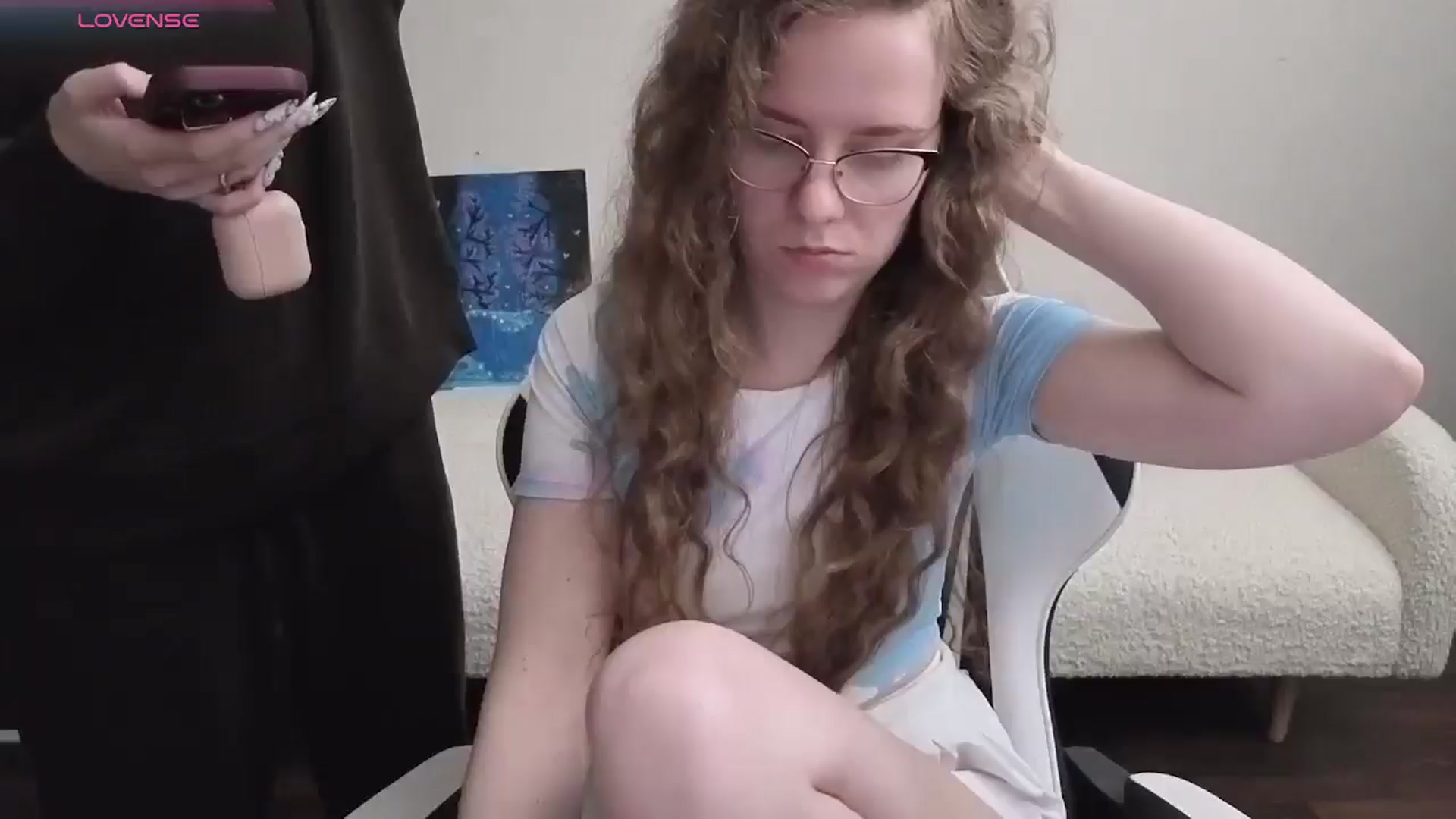 Gallery image thumbnail from BlueFlowerr's myfreecams stream on, 03/27/2026, 03:27 image 16 of 20