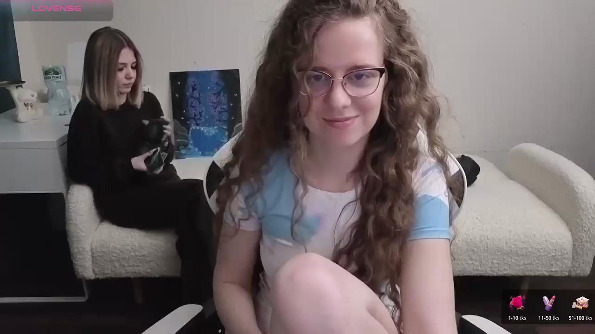 Gallery image thumbnail from BlueFlowerr's myfreecams stream on, 03/27/2026, 03:27 image 19 of 20