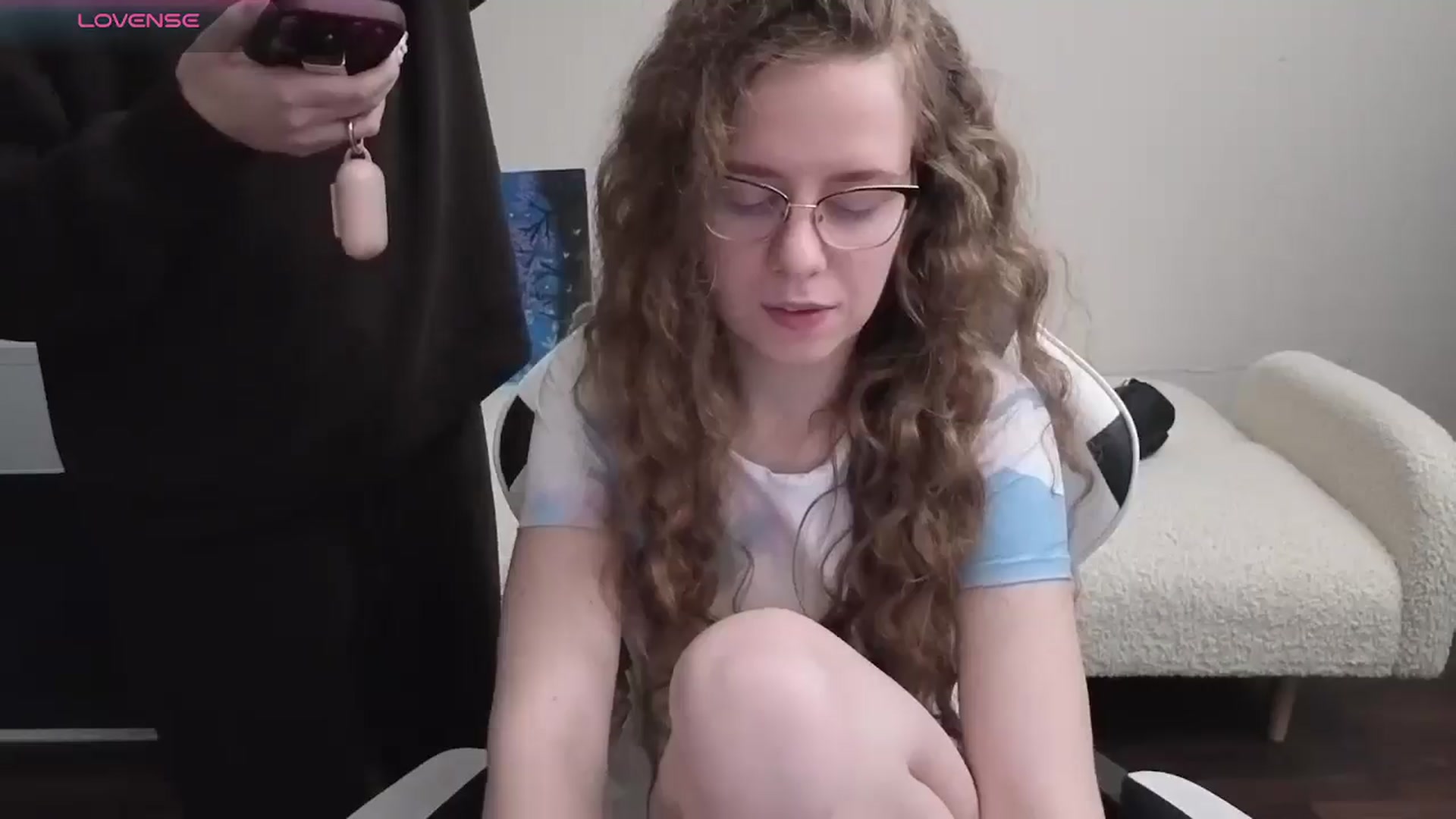 Gallery image thumbnail from BlueFlowerr's myfreecams stream on, 03/27/2026, 03:27 image 17 of 20