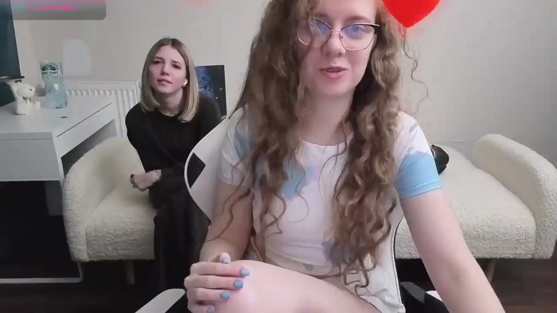 Gallery image thumbnail from BlueFlowerr's myfreecams stream on, 03/27/2026, 03:27 image 12 of 20