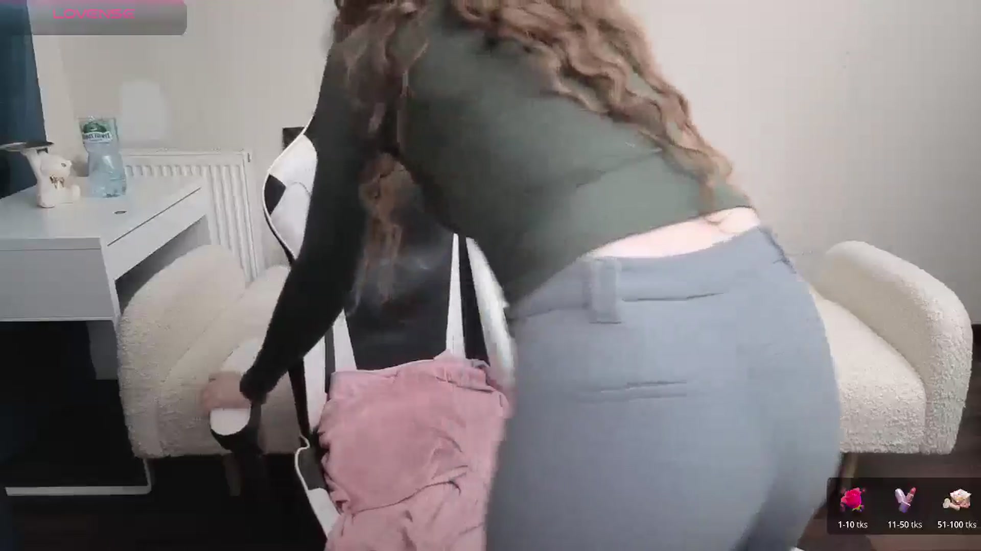 Gallery image thumbnail from BlueFlowerr's myfreecams stream on, 03/27/2026, 19:26 image 20 of 20