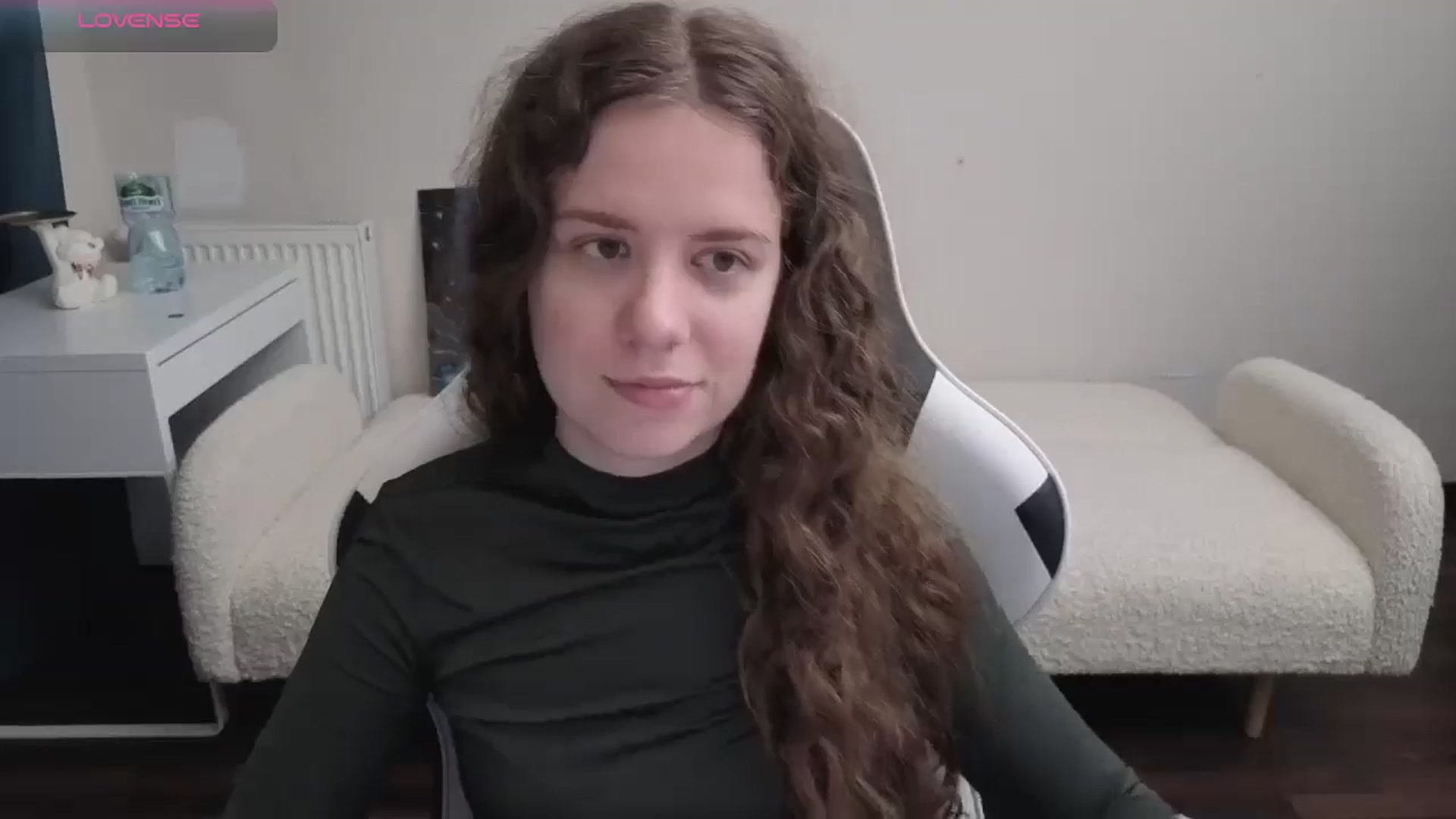 Gallery image thumbnail from BlueFlowerr's myfreecams stream on, 03/27/2026, 19:26 image 15 of 20