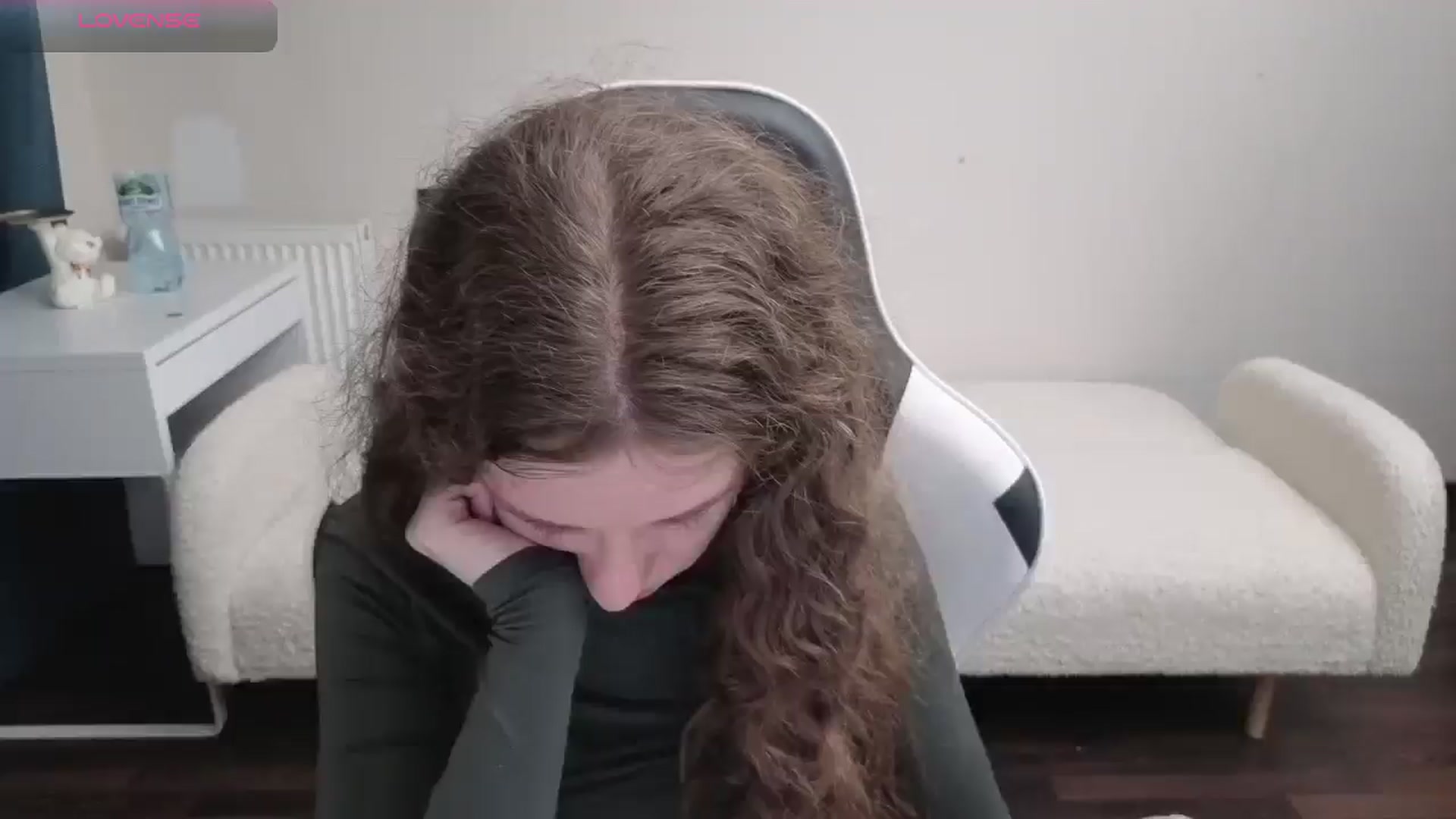 Gallery image thumbnail from BlueFlowerr's myfreecams stream on, 03/27/2026, 19:26 image 17 of 20