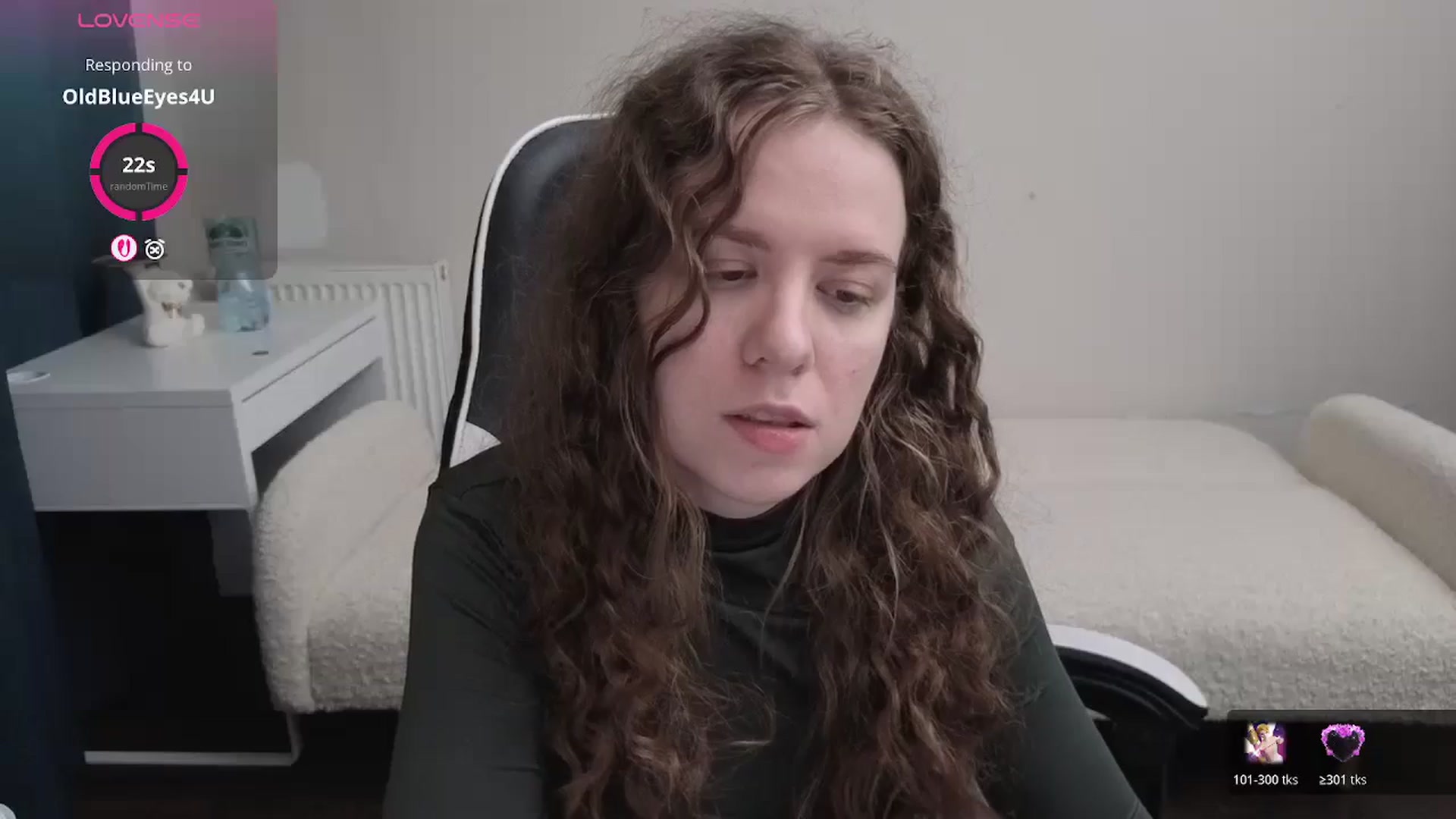 Gallery image thumbnail from BlueFlowerr's myfreecams stream on, 03/27/2026, 20:41 image 9 of 20
