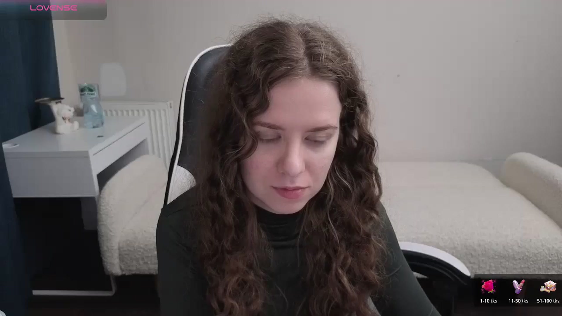 Gallery image thumbnail from BlueFlowerr's myfreecams stream on, 03/27/2026, 20:41 image 15 of 20