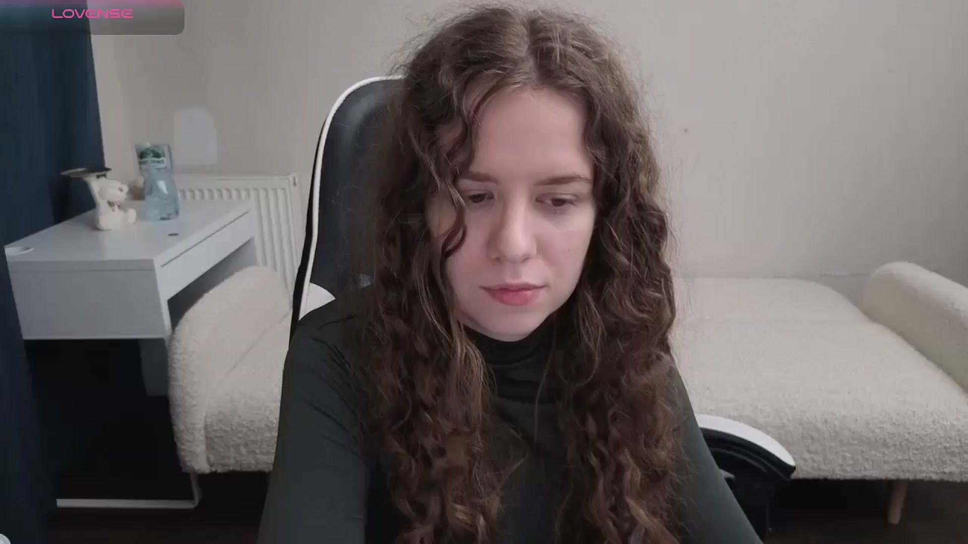 Gallery image thumbnail from BlueFlowerr's myfreecams stream on, 03/27/2026, 20:41 image 8 of 20