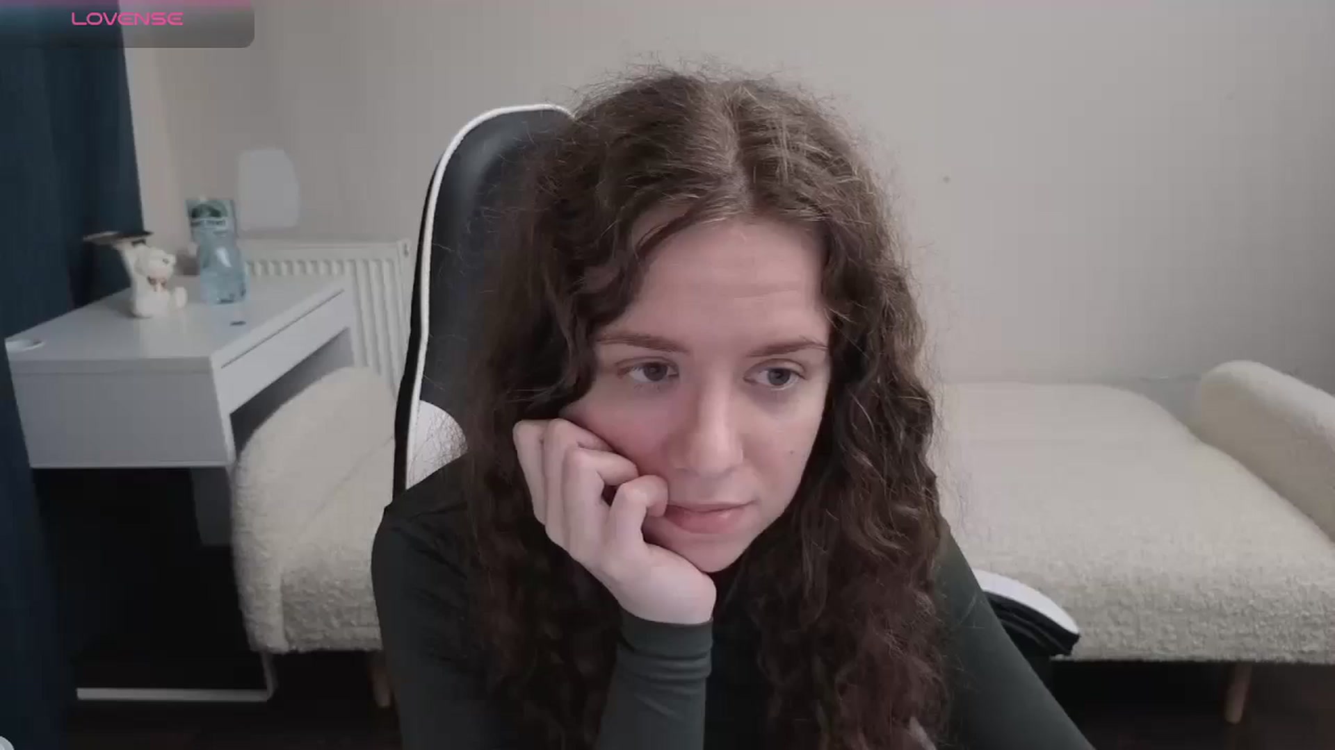Gallery image thumbnail from BlueFlowerr's myfreecams stream on, 03/27/2026, 20:41 image 7 of 20