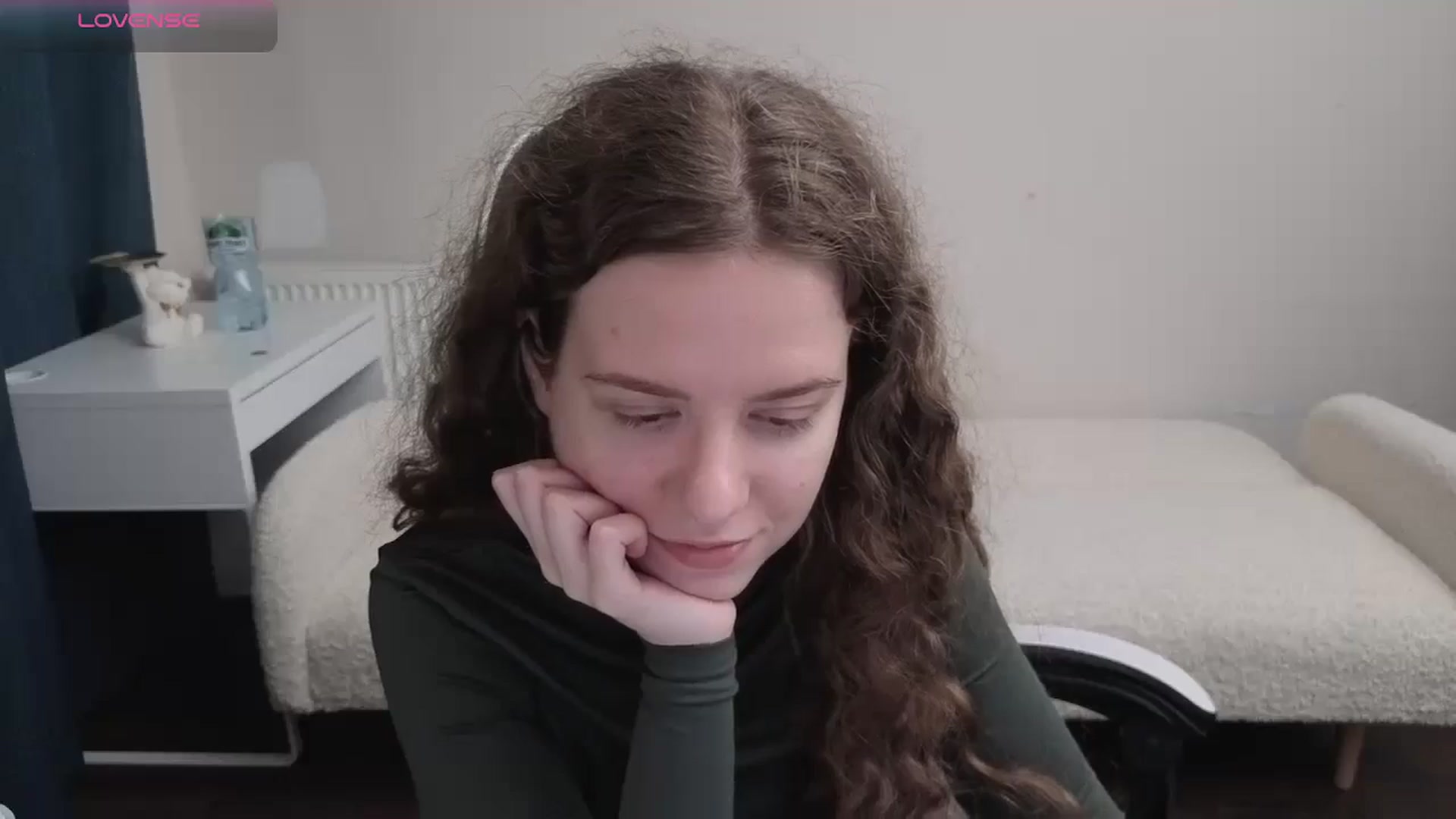 Gallery image thumbnail from BlueFlowerr's myfreecams stream on, 03/27/2026, 20:41 image 19 of 20