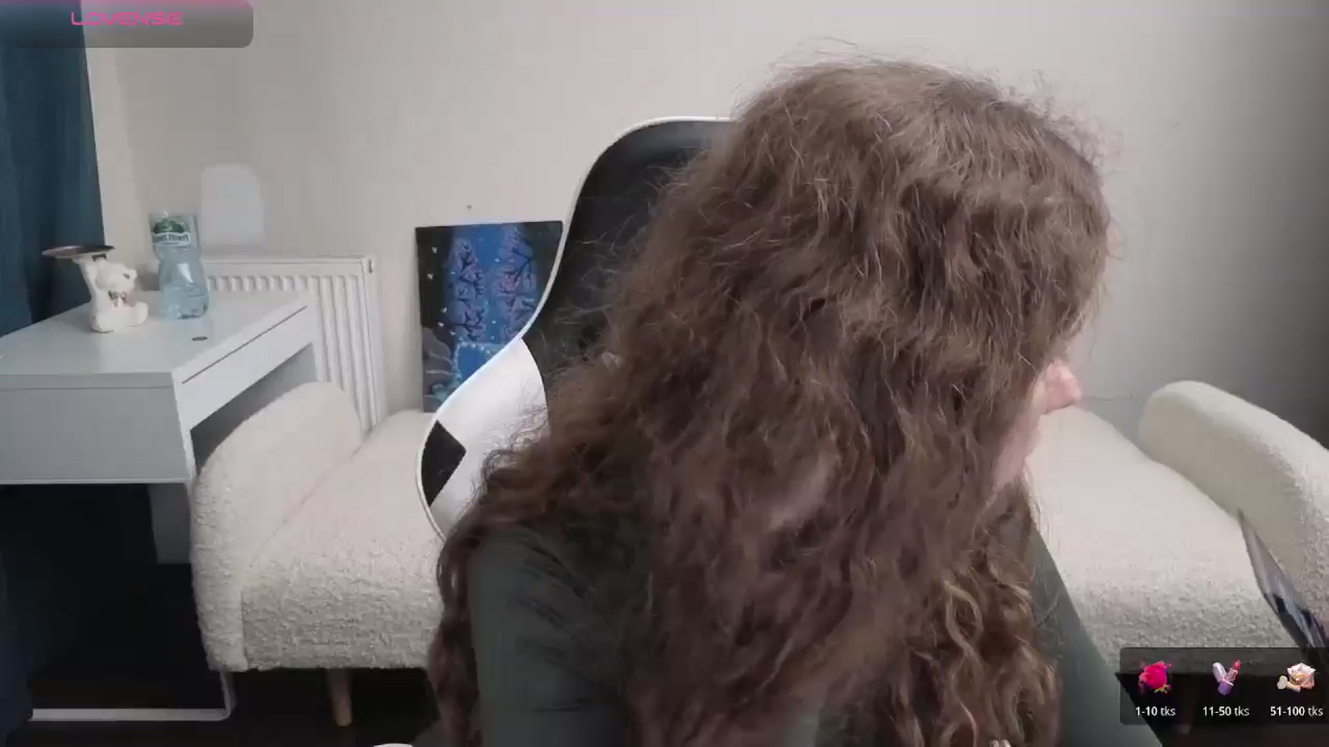 Gallery image thumbnail from BlueFlowerr's myfreecams stream on, 03/27/2026, 21:35 image 12 of 20