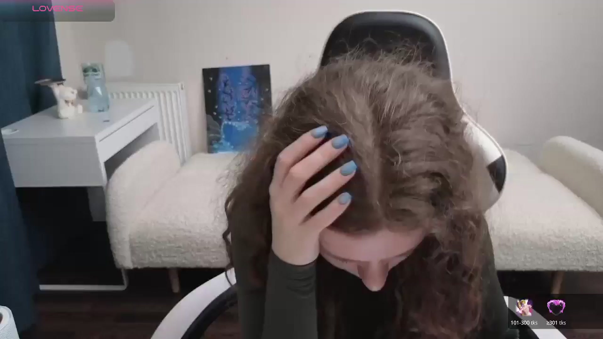 Gallery image thumbnail from BlueFlowerr's myfreecams stream on, 03/27/2026, 21:35 image 1 of 20