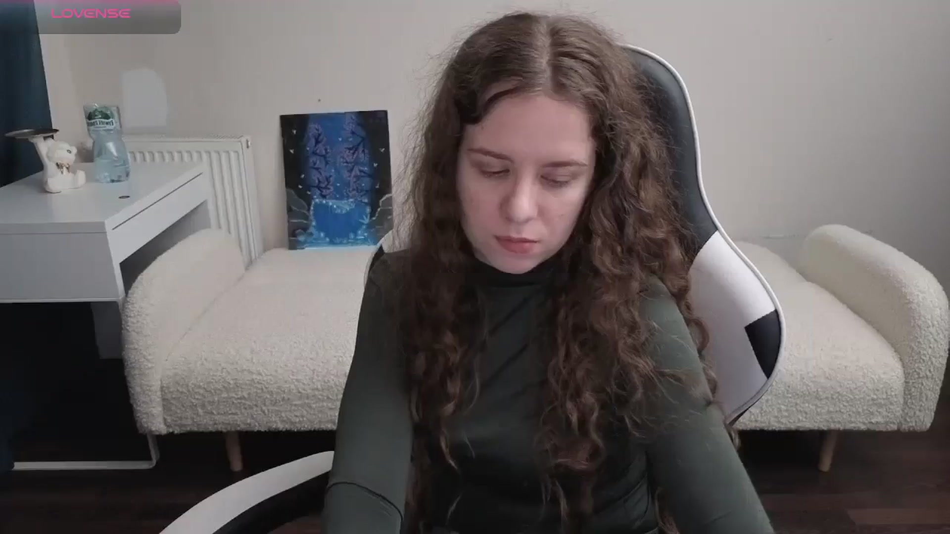 Gallery image thumbnail from BlueFlowerr's myfreecams stream on, 03/27/2026, 22:35 image 20 of 20