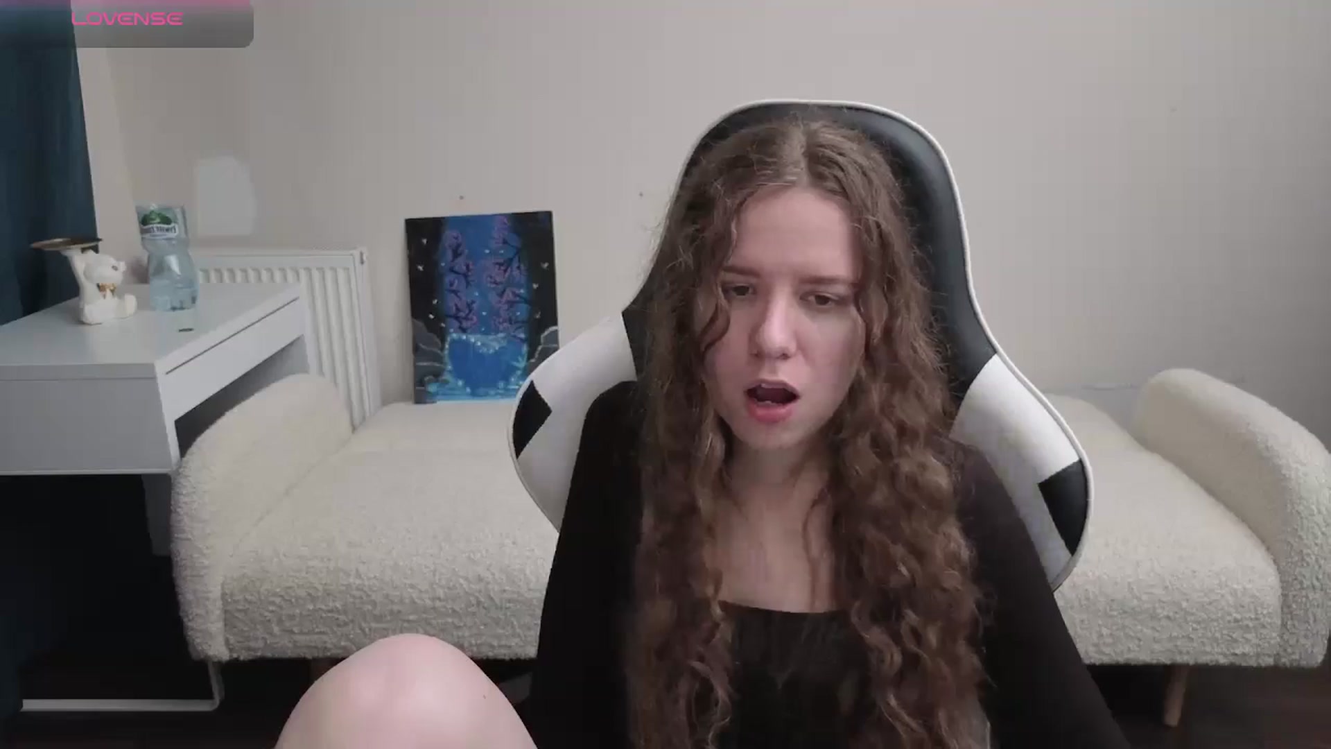 Gallery image thumbnail from BlueFlowerr's myfreecams stream on, 03/28/2026, 19:26 image 12 of 20