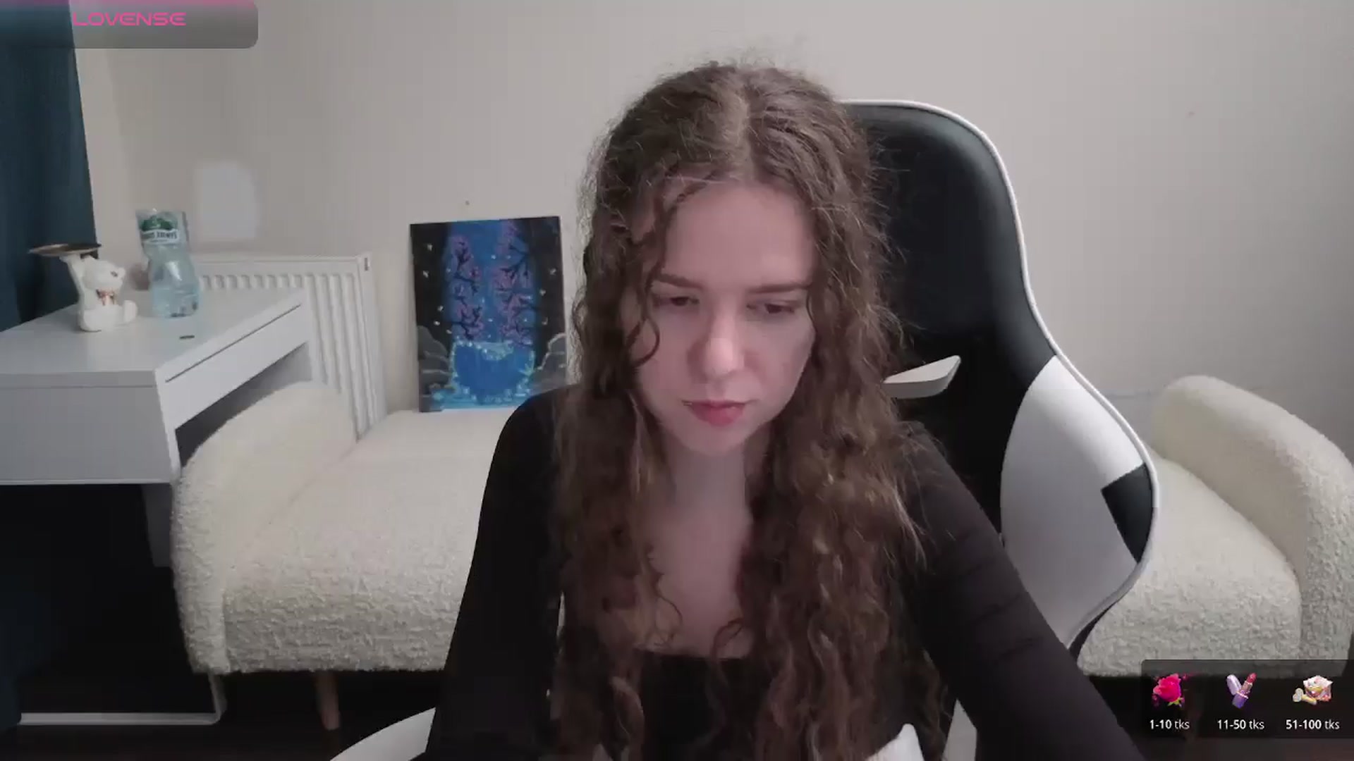 Gallery image thumbnail from BlueFlowerr's myfreecams stream on, 03/28/2026, 19:26 image 4 of 20