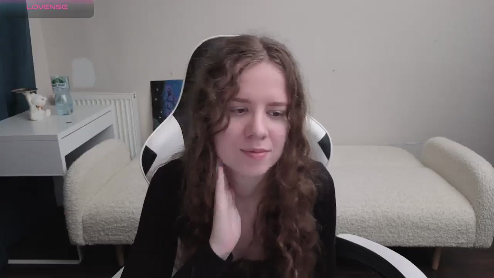 Gallery image thumbnail from BlueFlowerr's myfreecams stream on, 03/28/2026, 19:26 image 11 of 20