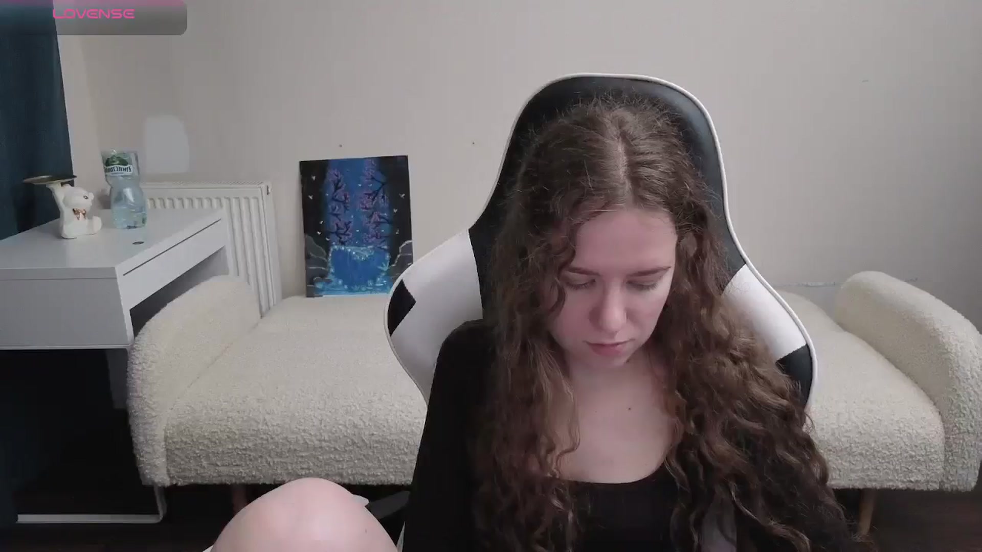 Gallery image thumbnail from BlueFlowerr's myfreecams stream on, 03/28/2026, 19:26 image 17 of 20