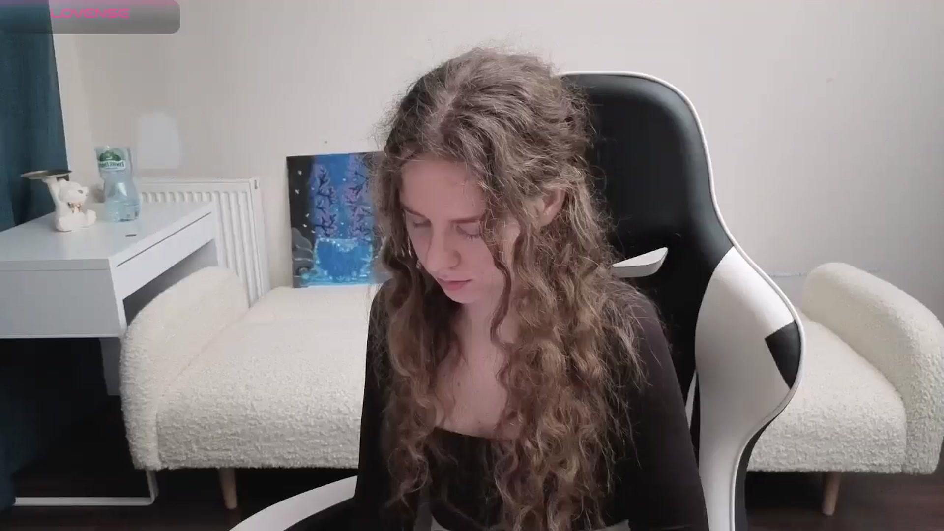 Gallery image thumbnail from BlueFlowerr's myfreecams stream on, 03/28/2026, 19:26 image 3 of 20