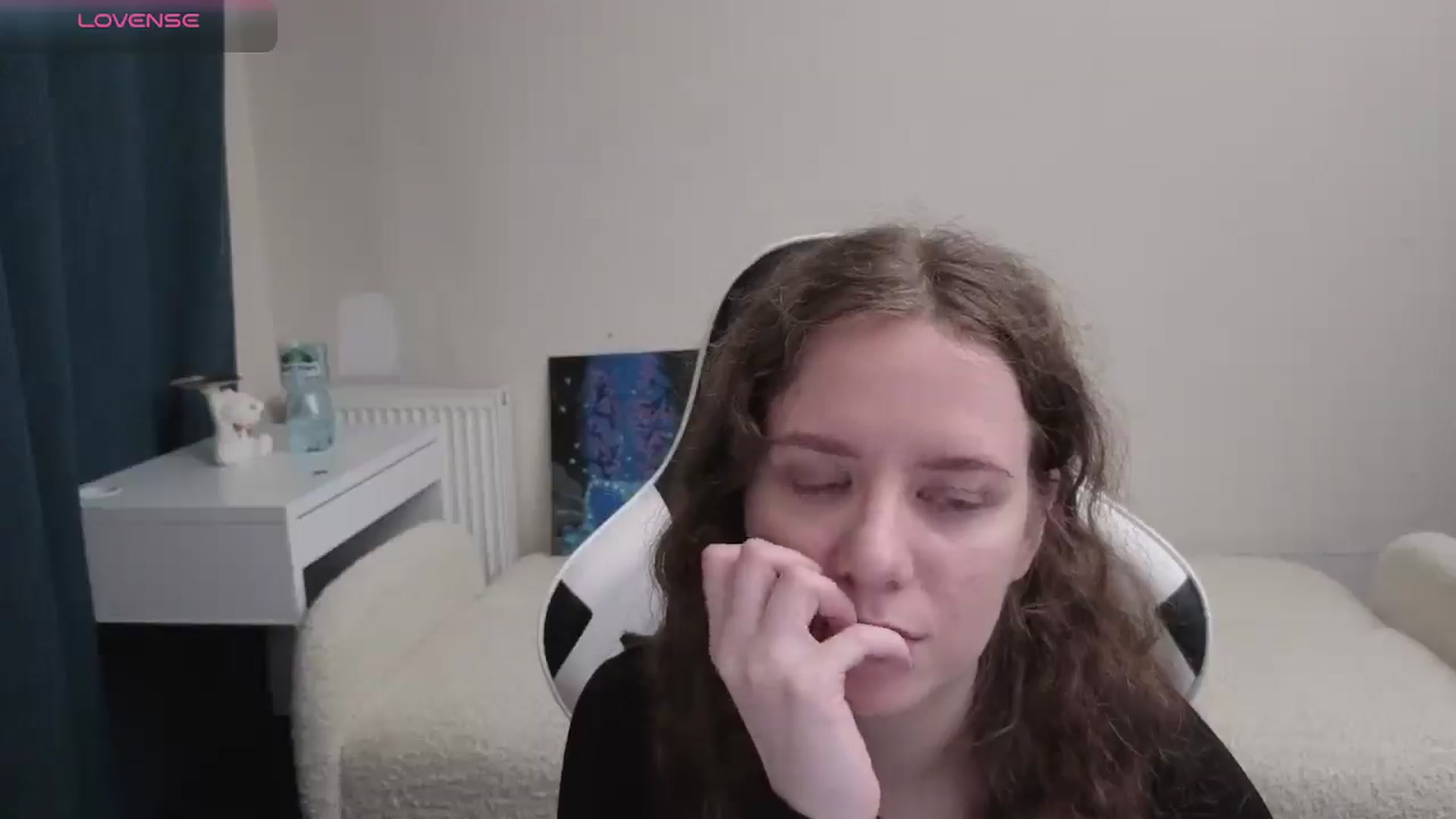 Gallery image thumbnail from BlueFlowerr's myfreecams stream on, 03/28/2026, 22:34 image 15 of 20