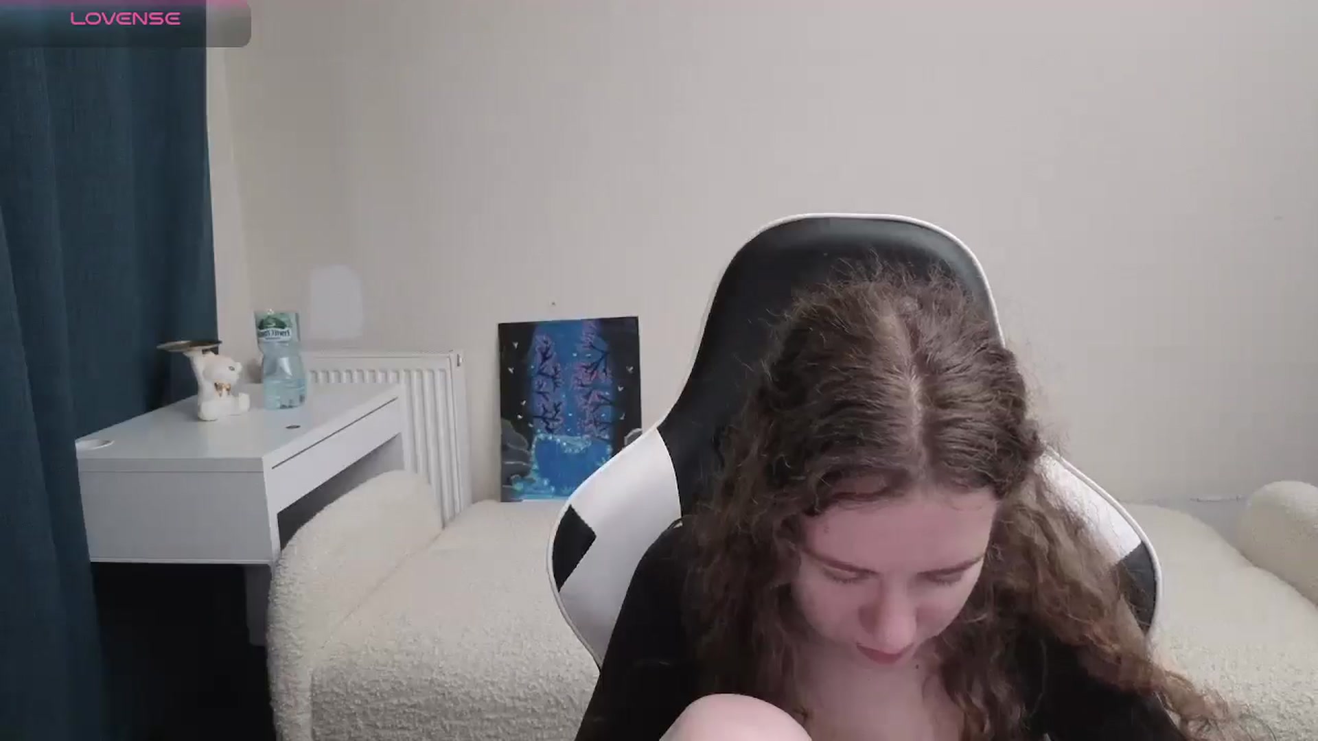 Gallery image thumbnail from BlueFlowerr's myfreecams stream on, 03/28/2026, 22:34 image 12 of 20