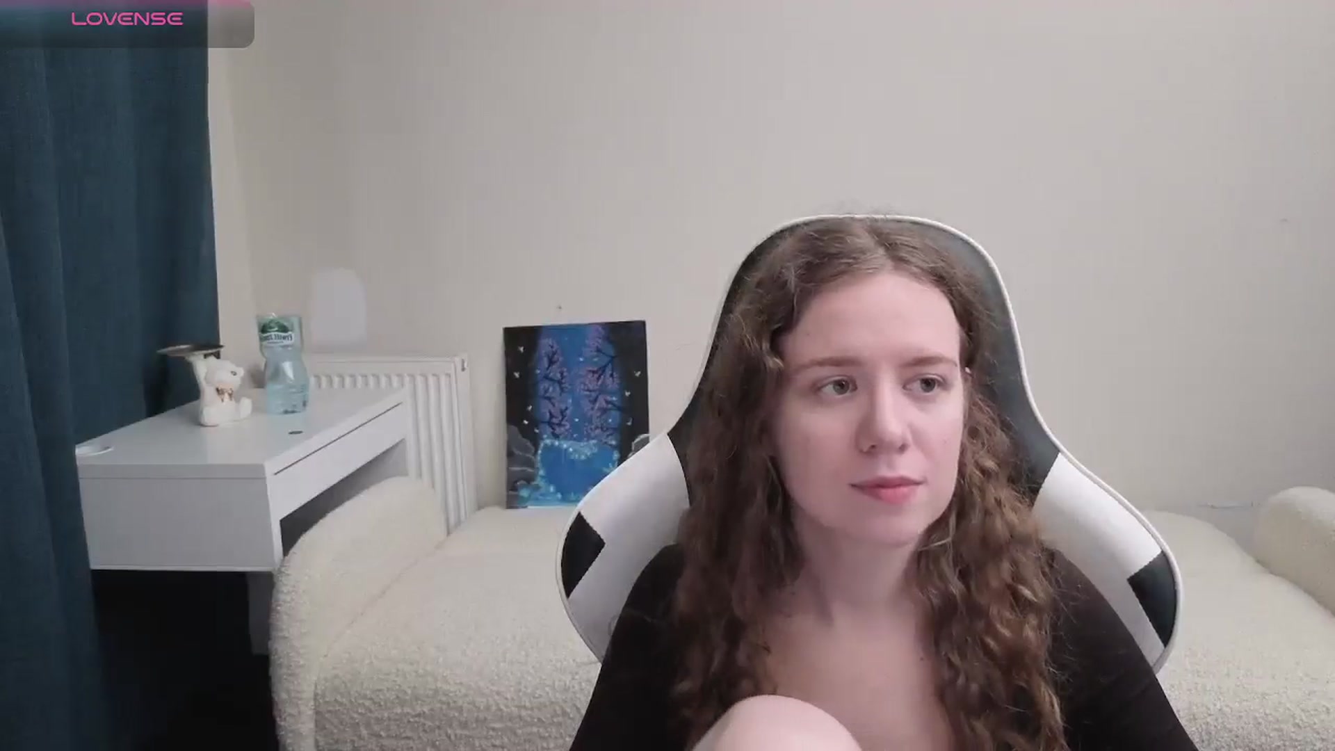 Gallery image thumbnail from BlueFlowerr's myfreecams stream on, 03/28/2026, 22:34 image 11 of 20