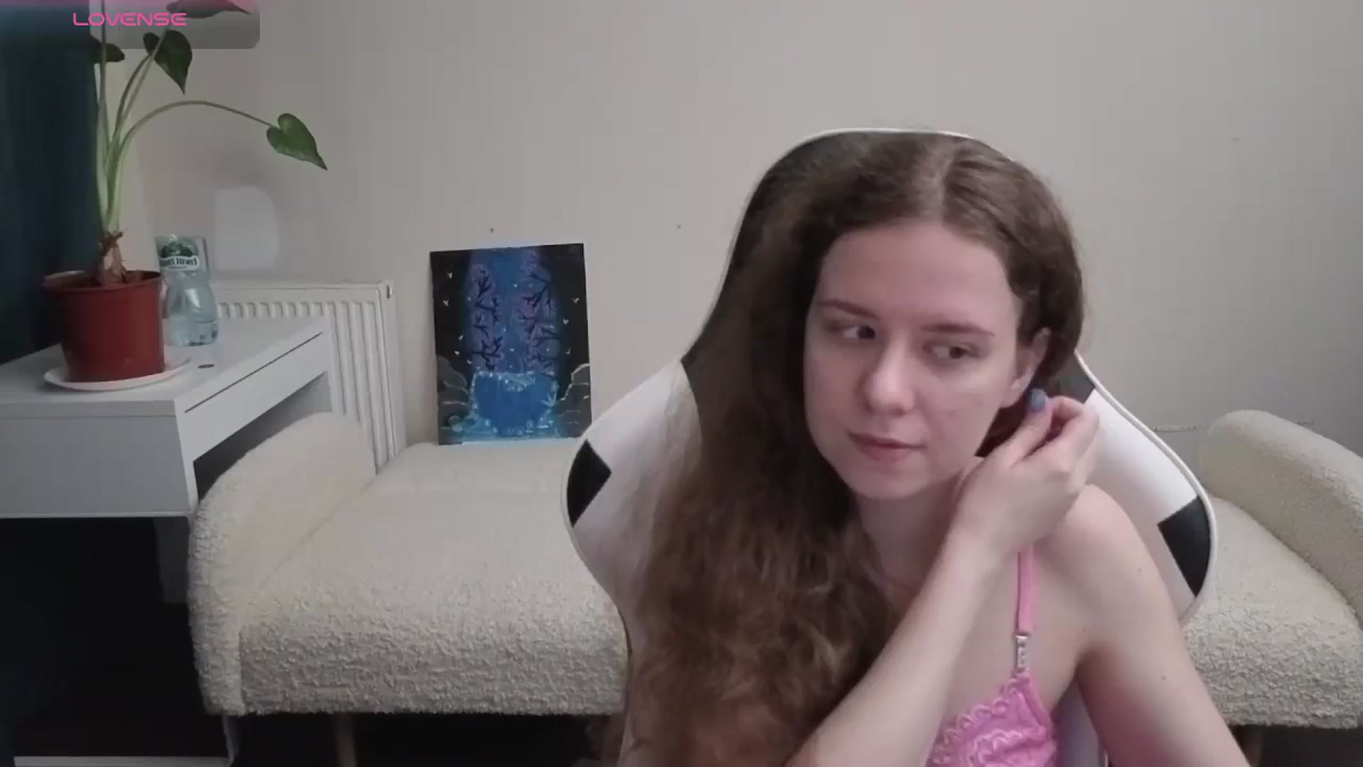 Gallery image thumbnail from BlueFlowerr's myfreecams stream on, 03/30/2026, 18:59 image 18 of 20